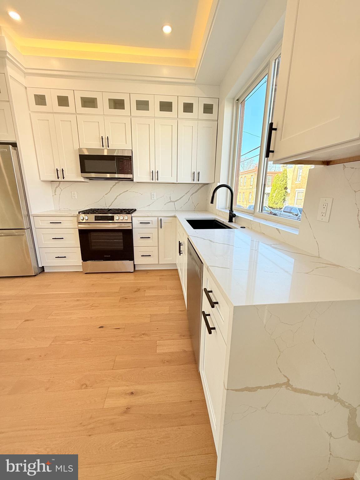 PORT RICHMOND - Residential