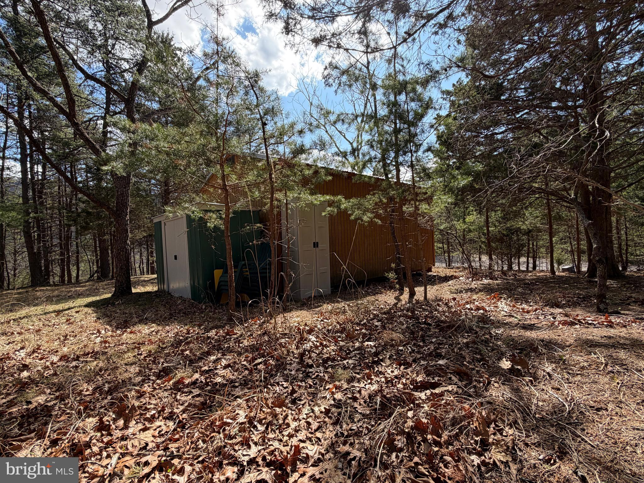 HAMILTON ESTATES - Land