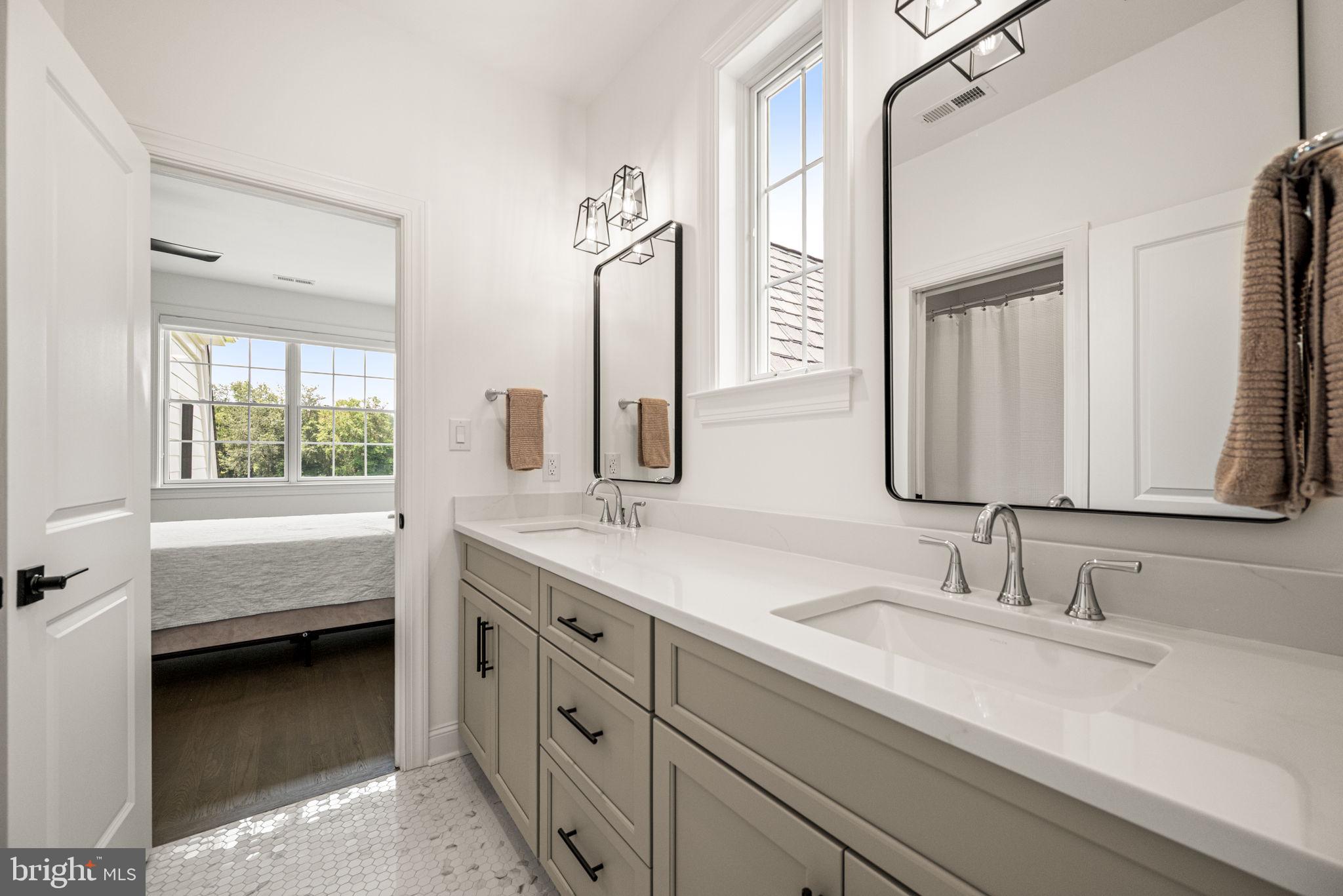 SUSSEX - Residential