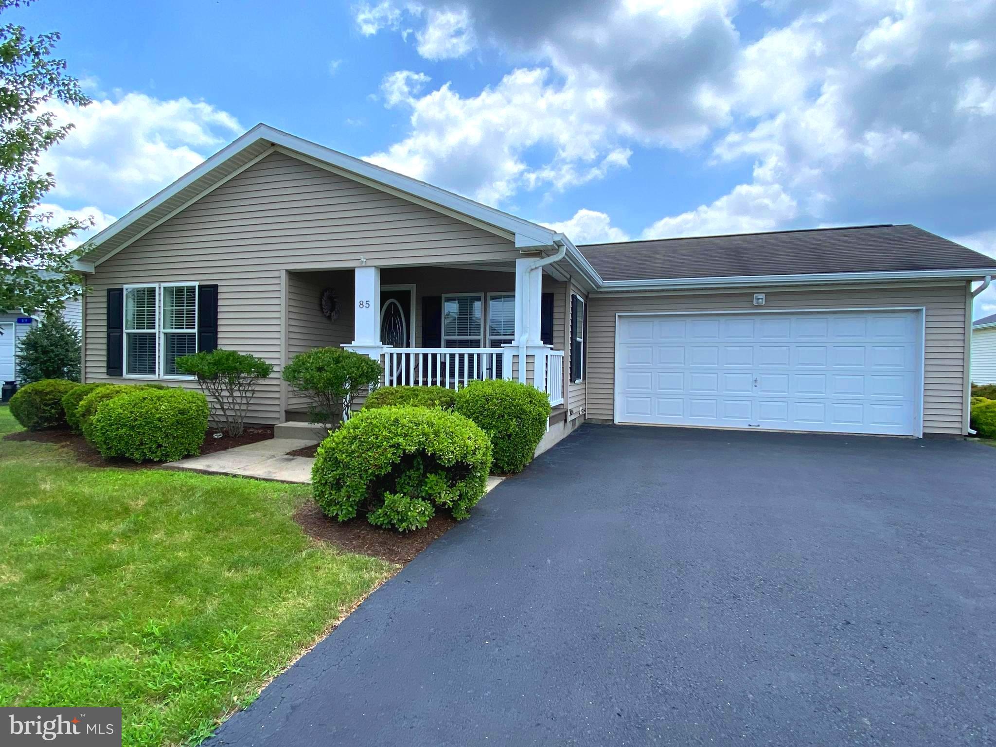 85 WESTIN ROAD