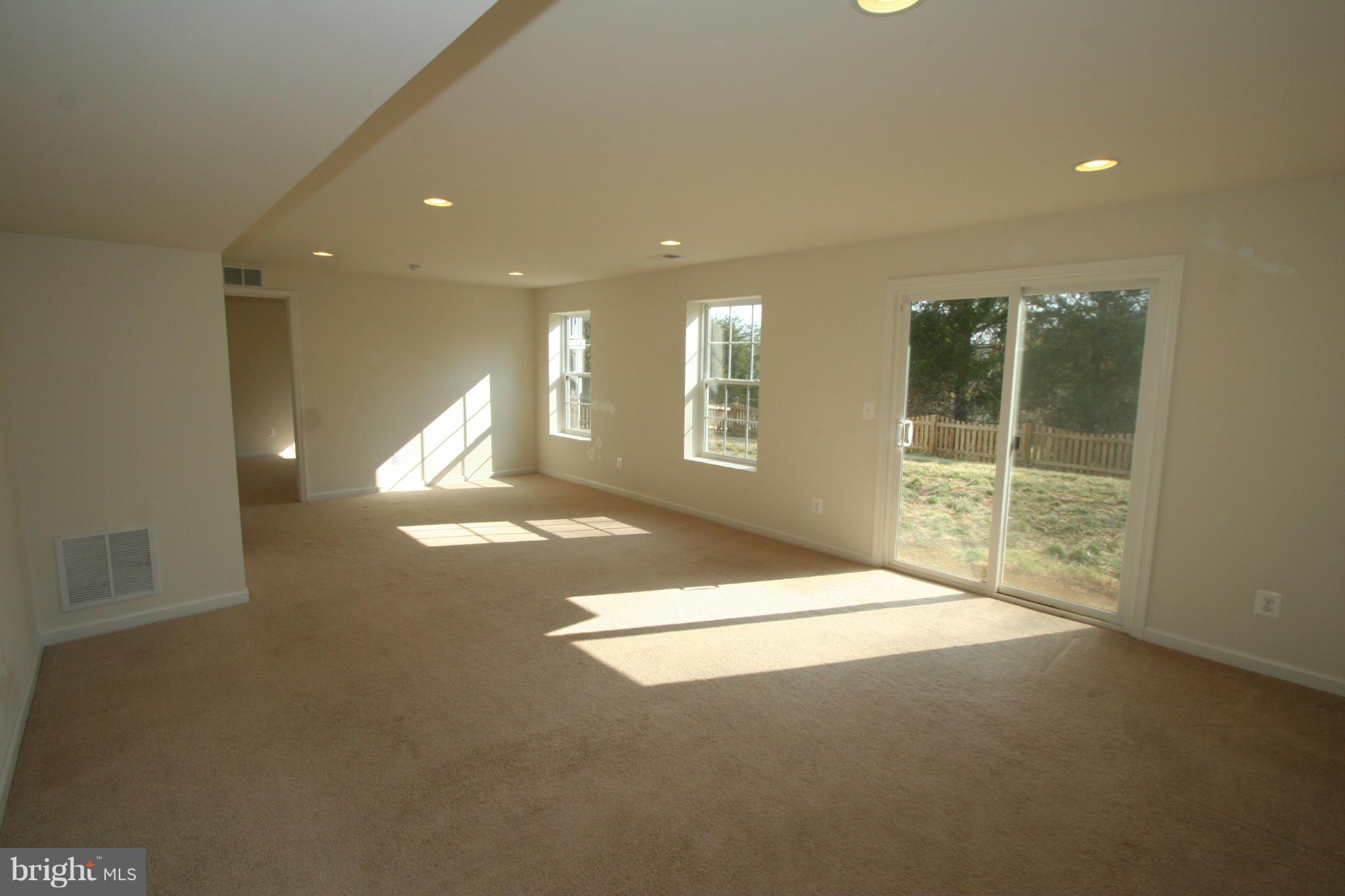 SOMERSET - Residential