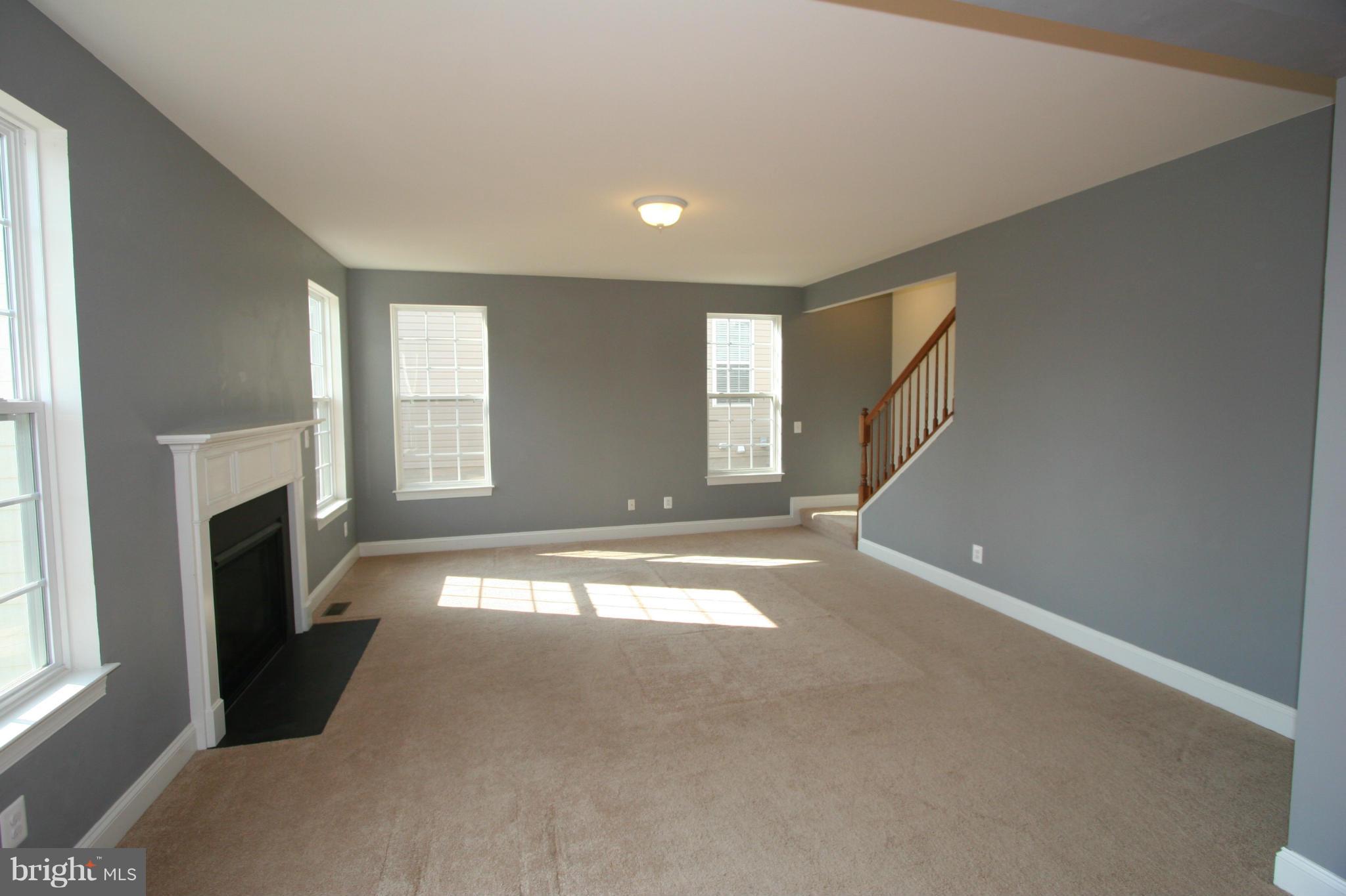 SOMERSET - Residential