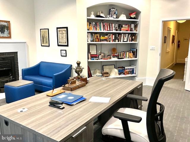 DUPONT CIRCLE - Commercial Sale