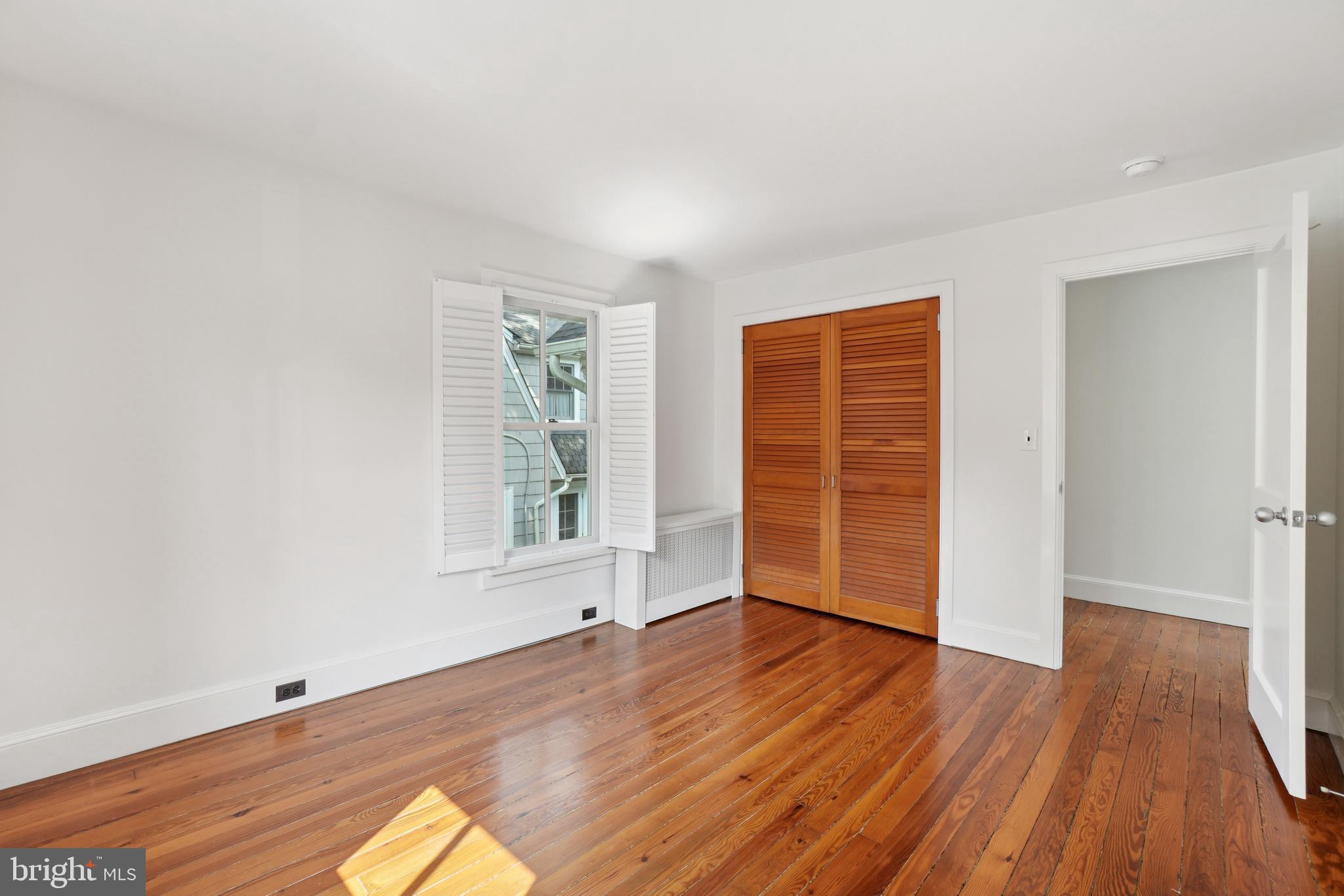 CHEVY CHASE - Residential