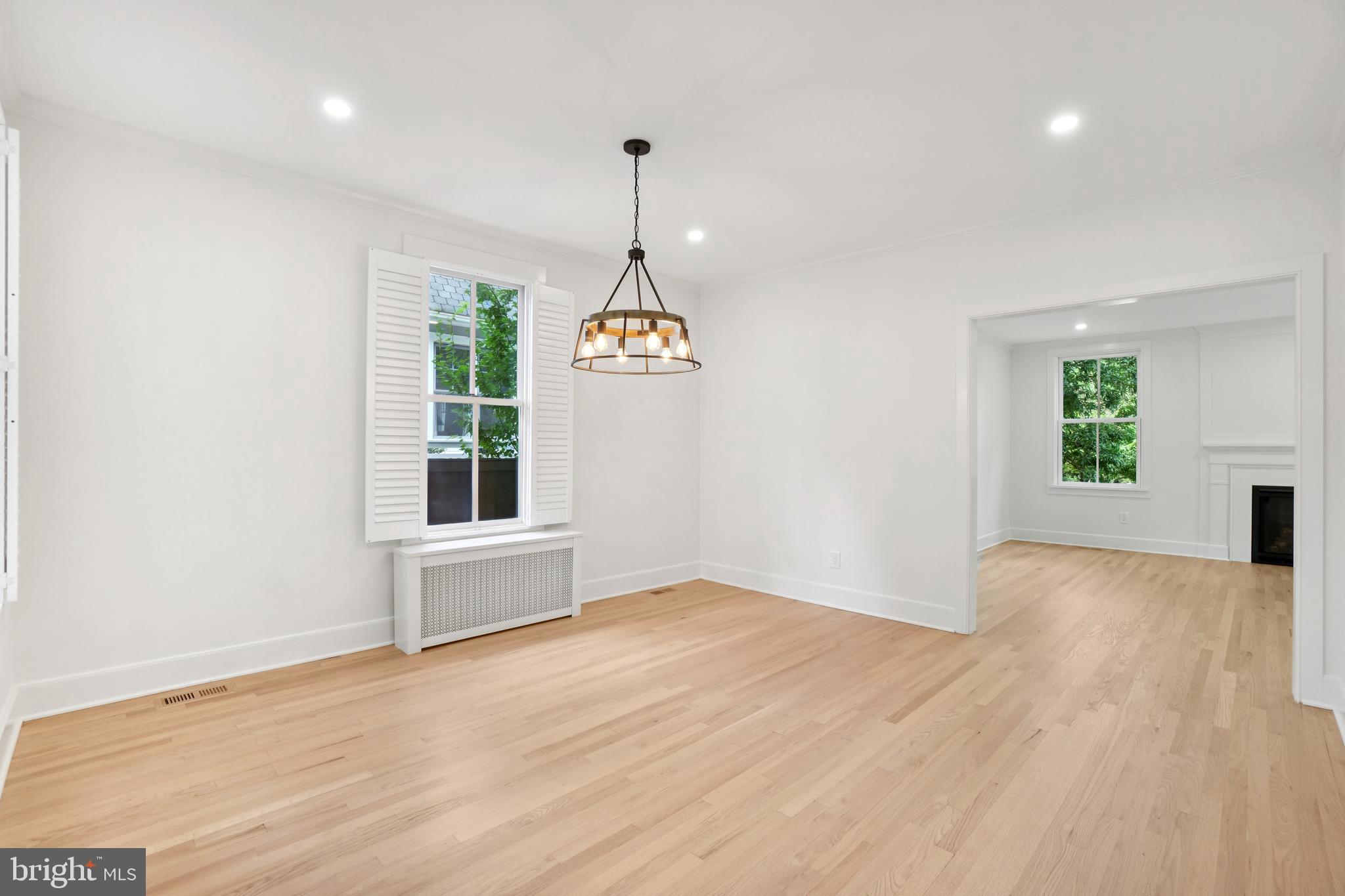 CHEVY CHASE - Residential