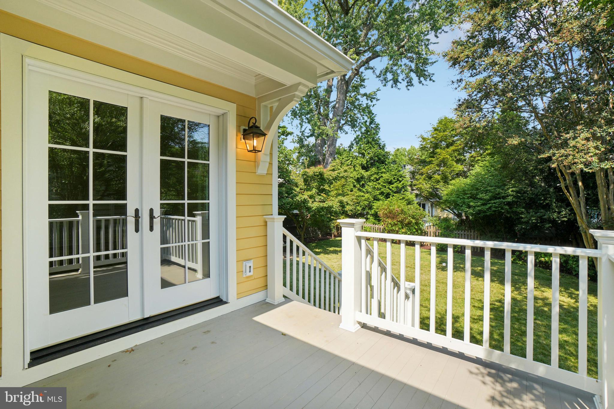 CHEVY CHASE - Residential