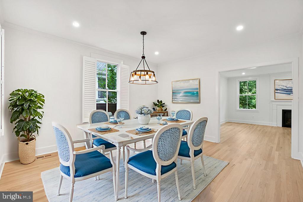 CHEVY CHASE - Residential