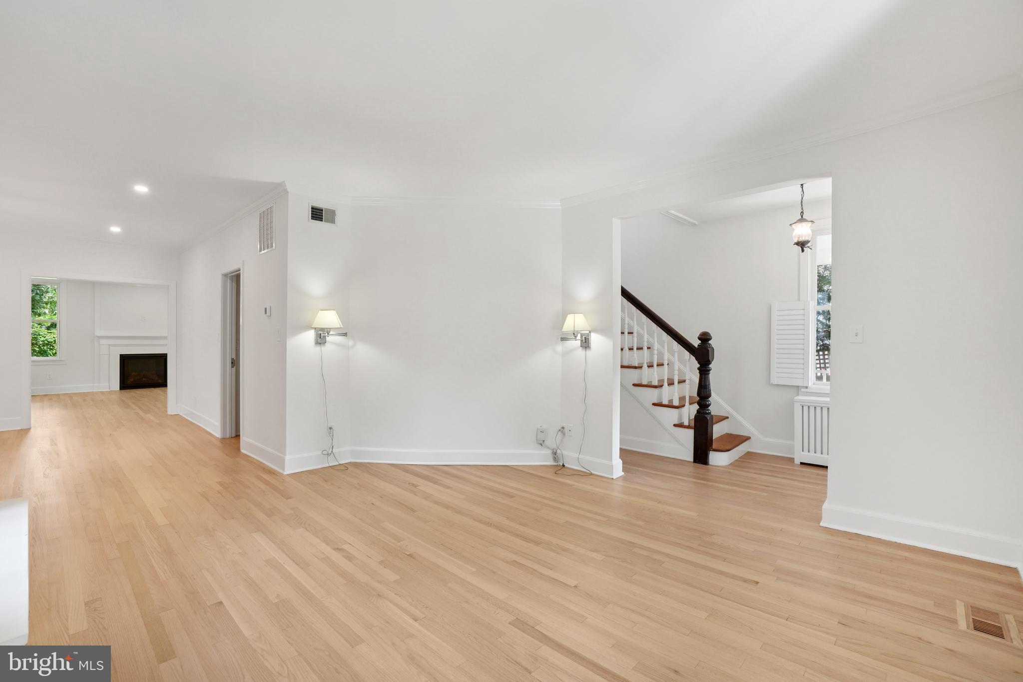 CHEVY CHASE - Residential