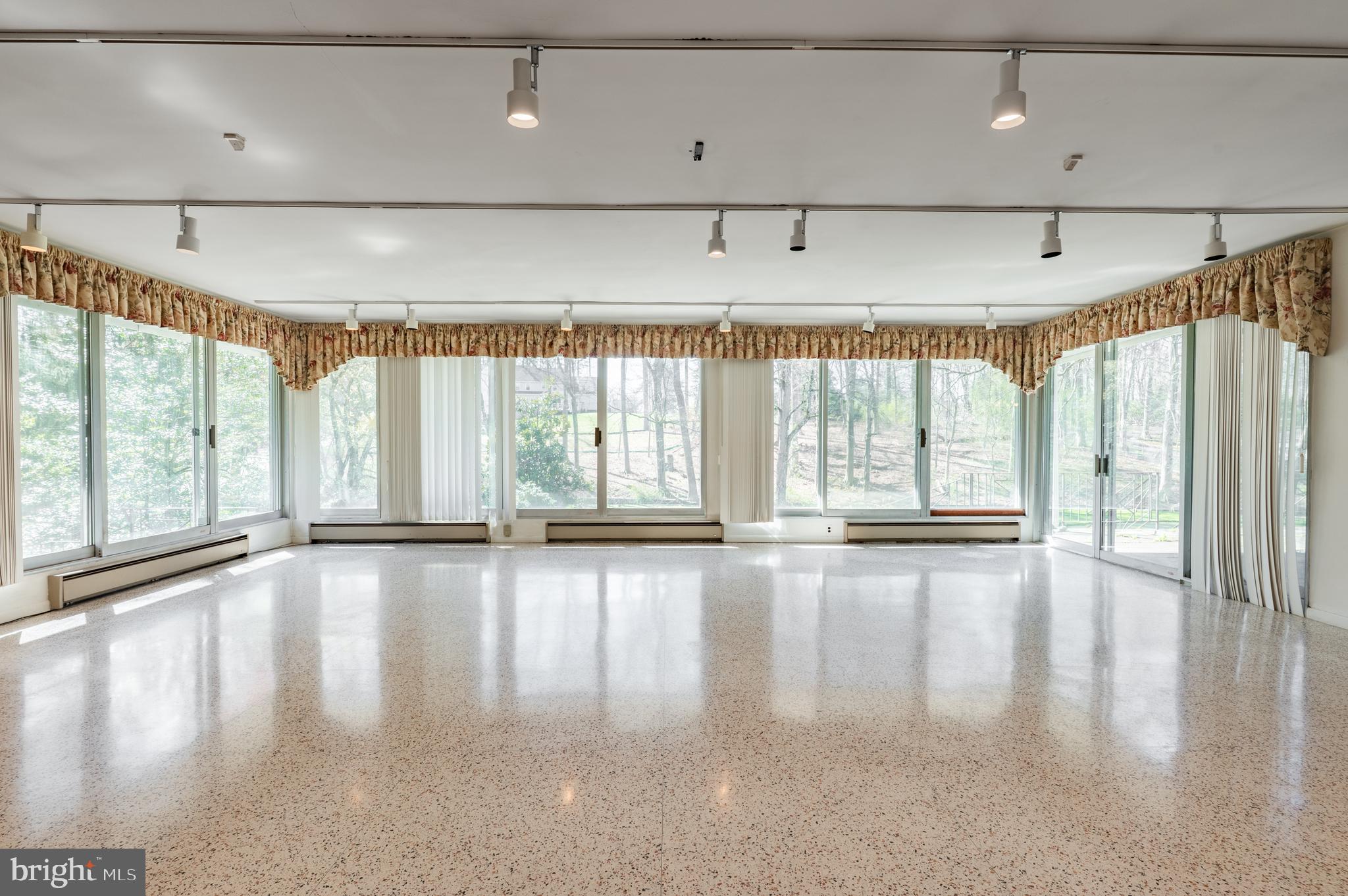 AMBLER - Residential