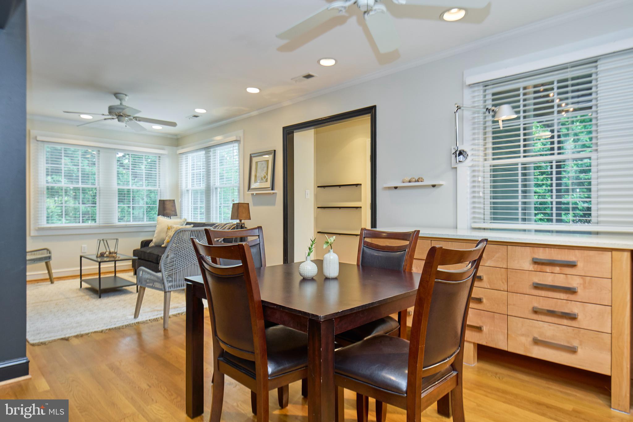 COUNTRY CLUB GROVE - Residential