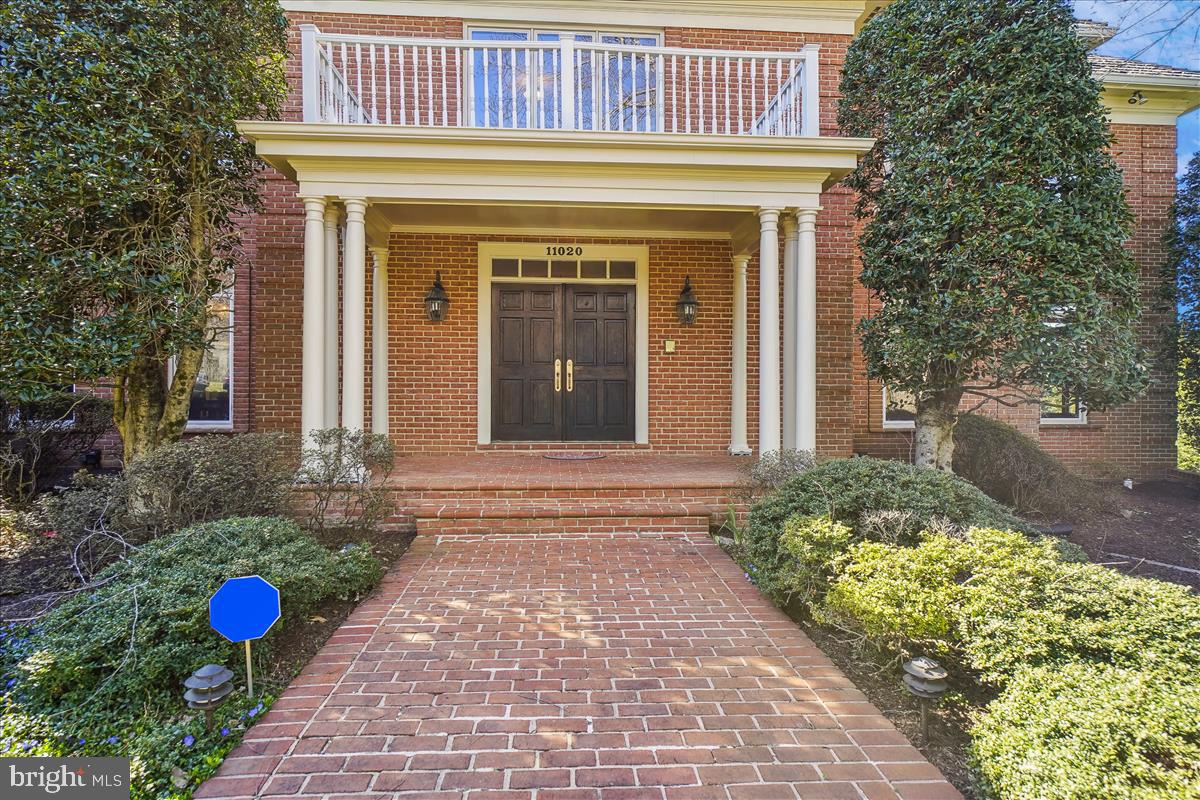 SADDLE RIDGE - Residential