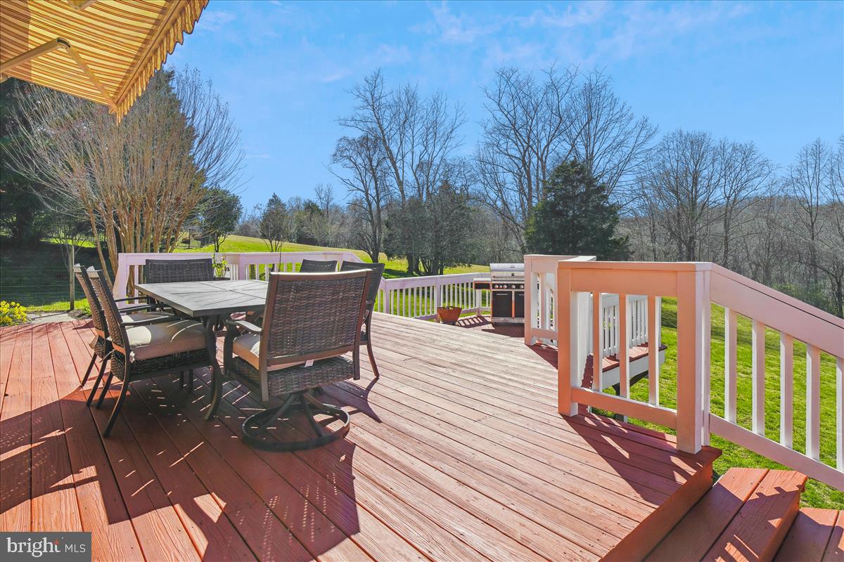 SADDLE RIDGE - Residential