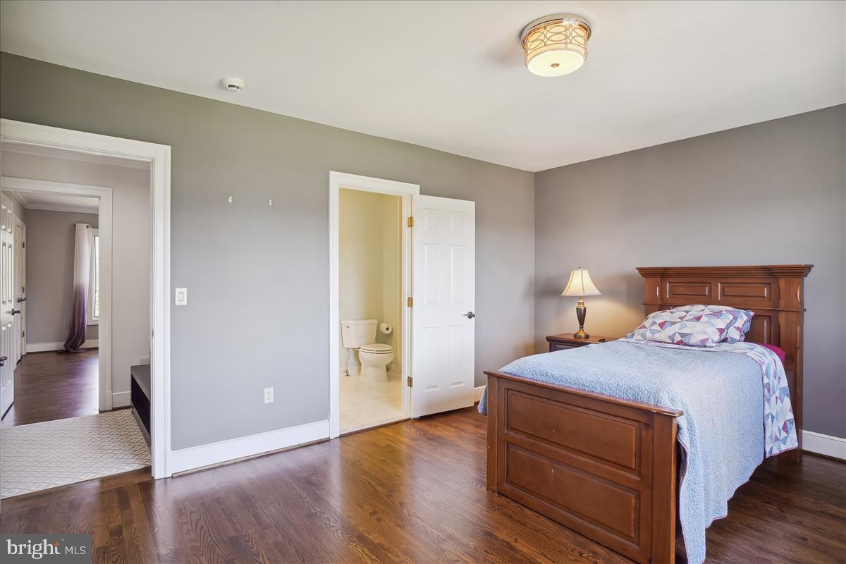 SADDLE RIDGE - Residential