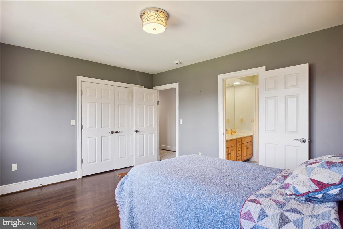 SADDLE RIDGE - Residential