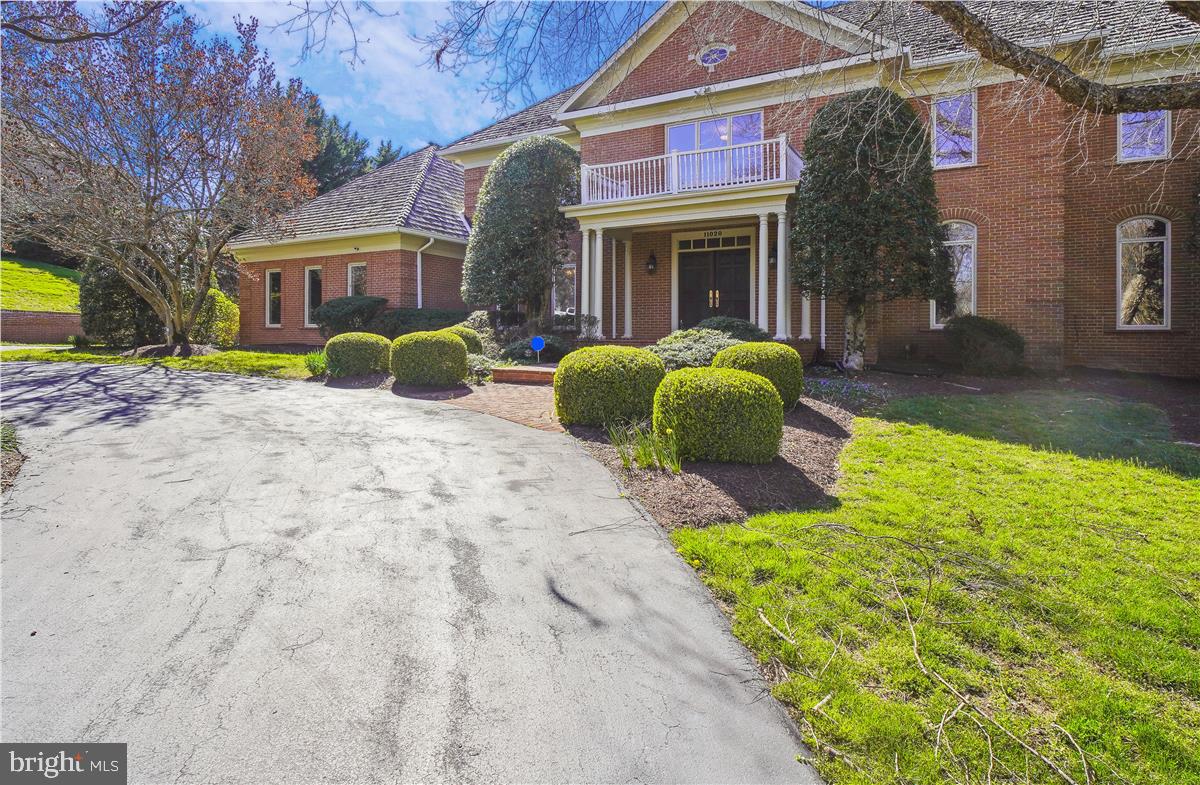 SADDLE RIDGE - Residential
