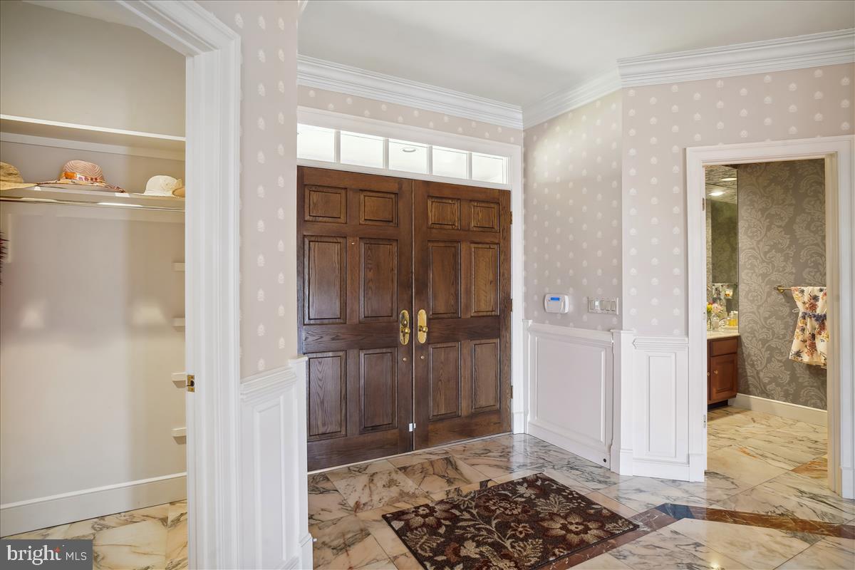 SADDLE RIDGE - Residential