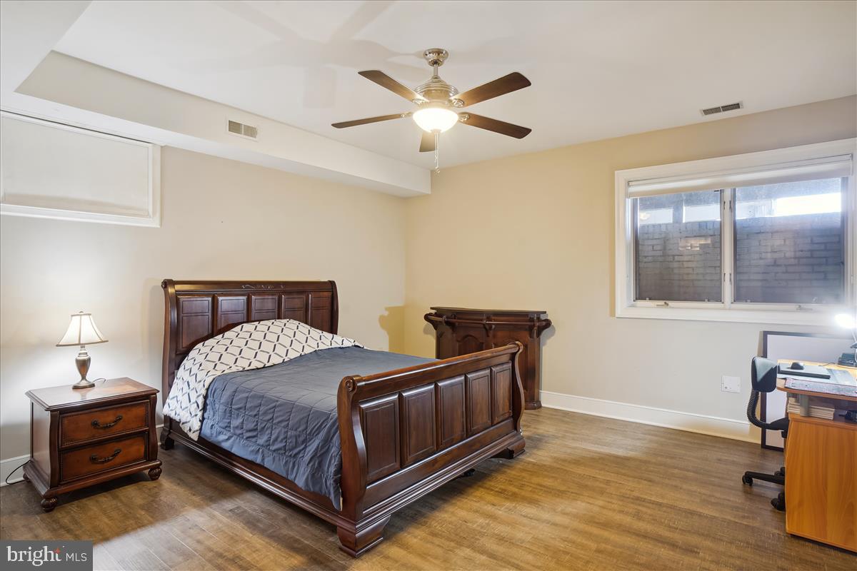 SADDLE RIDGE - Residential