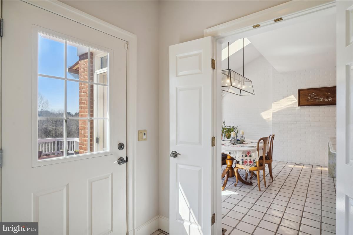 SADDLE RIDGE - Residential