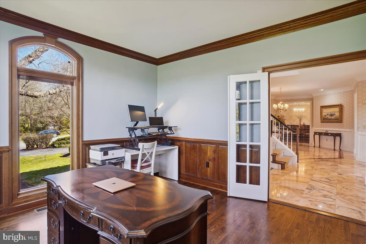 SADDLE RIDGE - Residential
