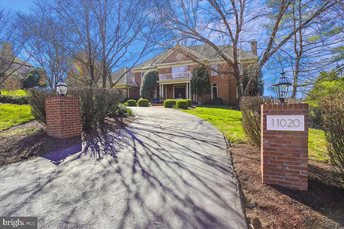 SADDLE RIDGE - Residential