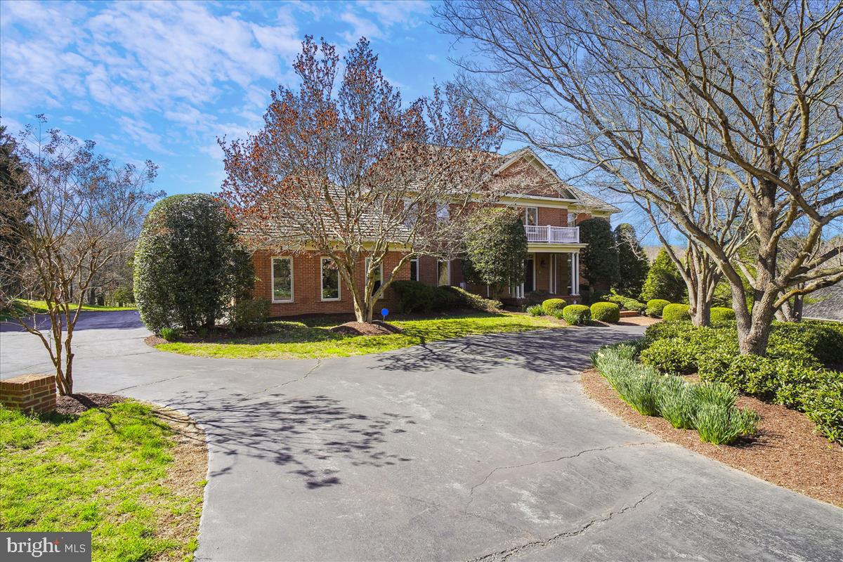 SADDLE RIDGE - Residential