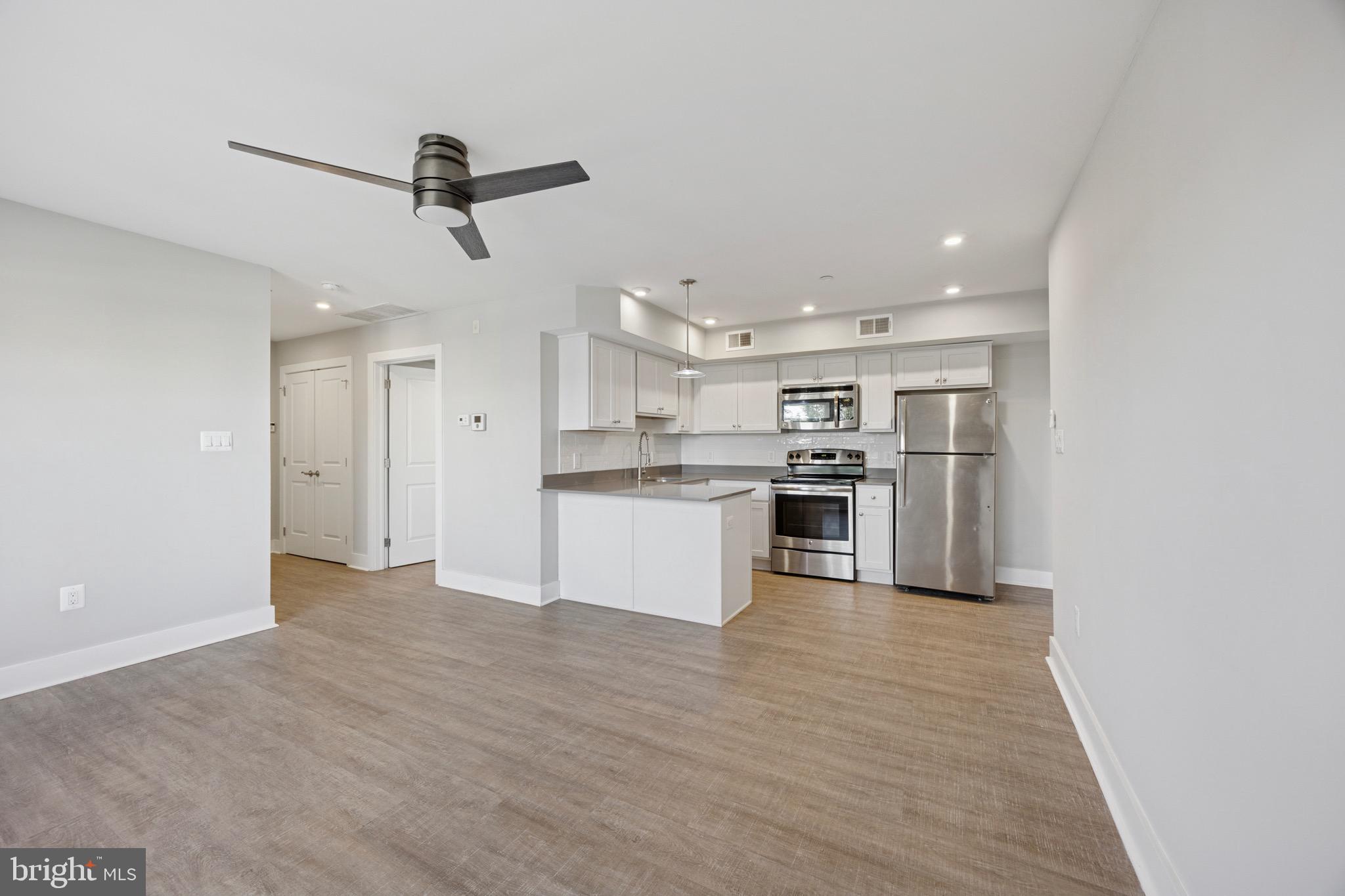 ROXBOROUGH - Residential Lease