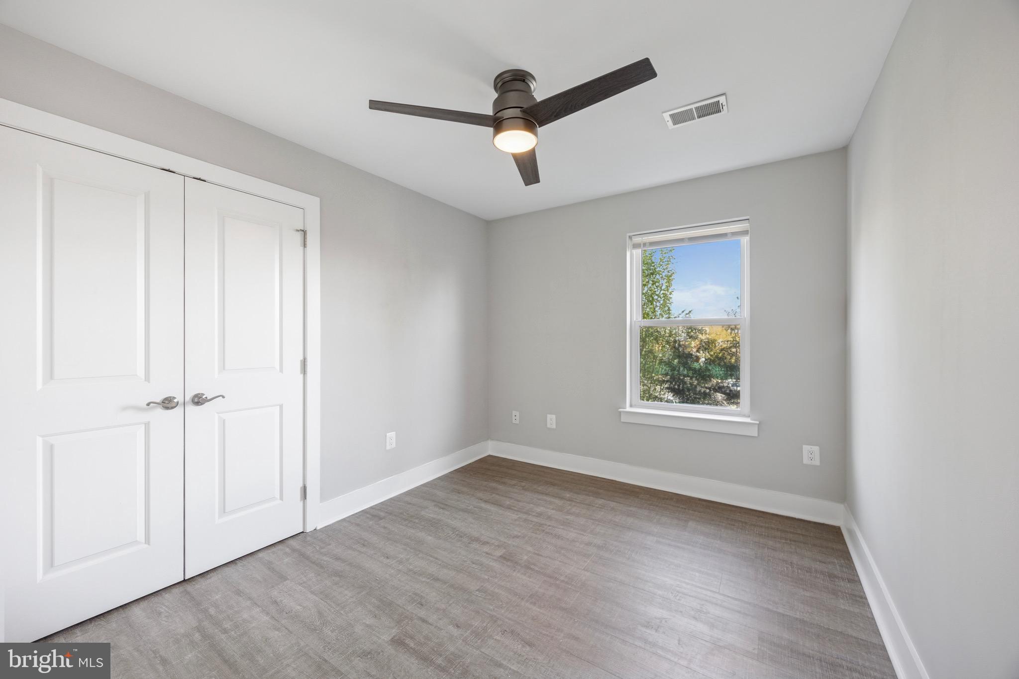 ROXBOROUGH - Residential Lease