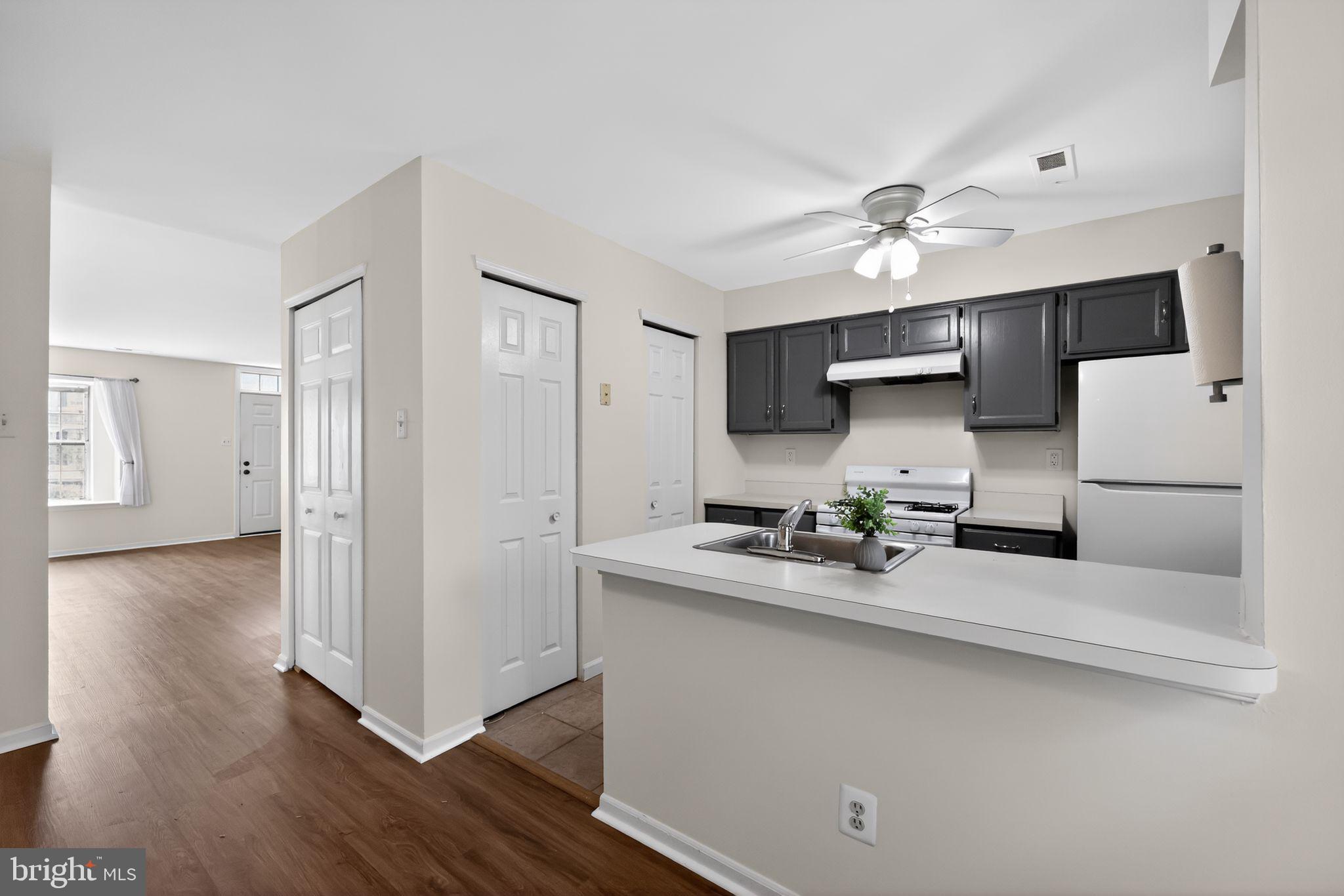 OXFORD CROSSING - Residential