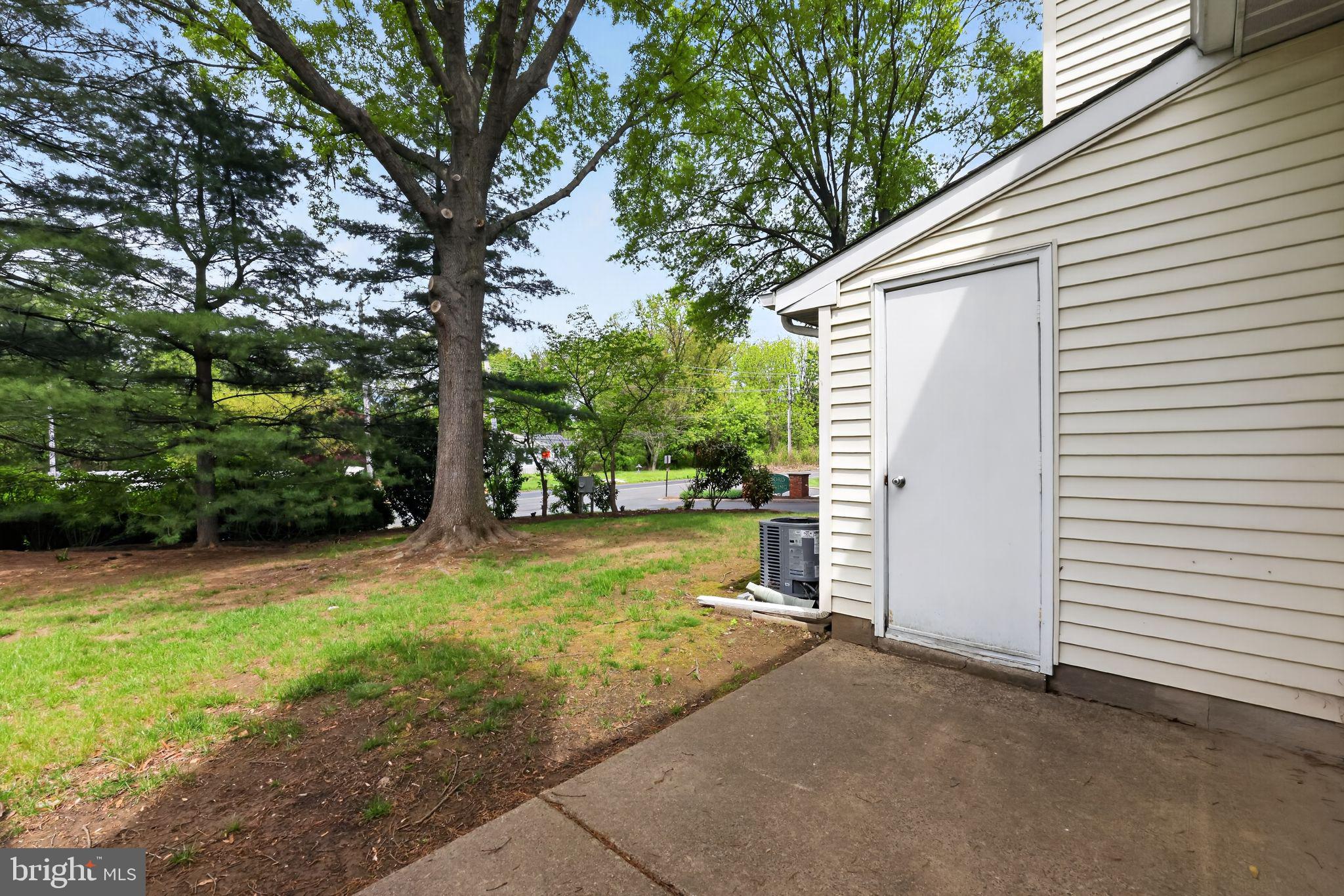 OXFORD CROSSING - Residential