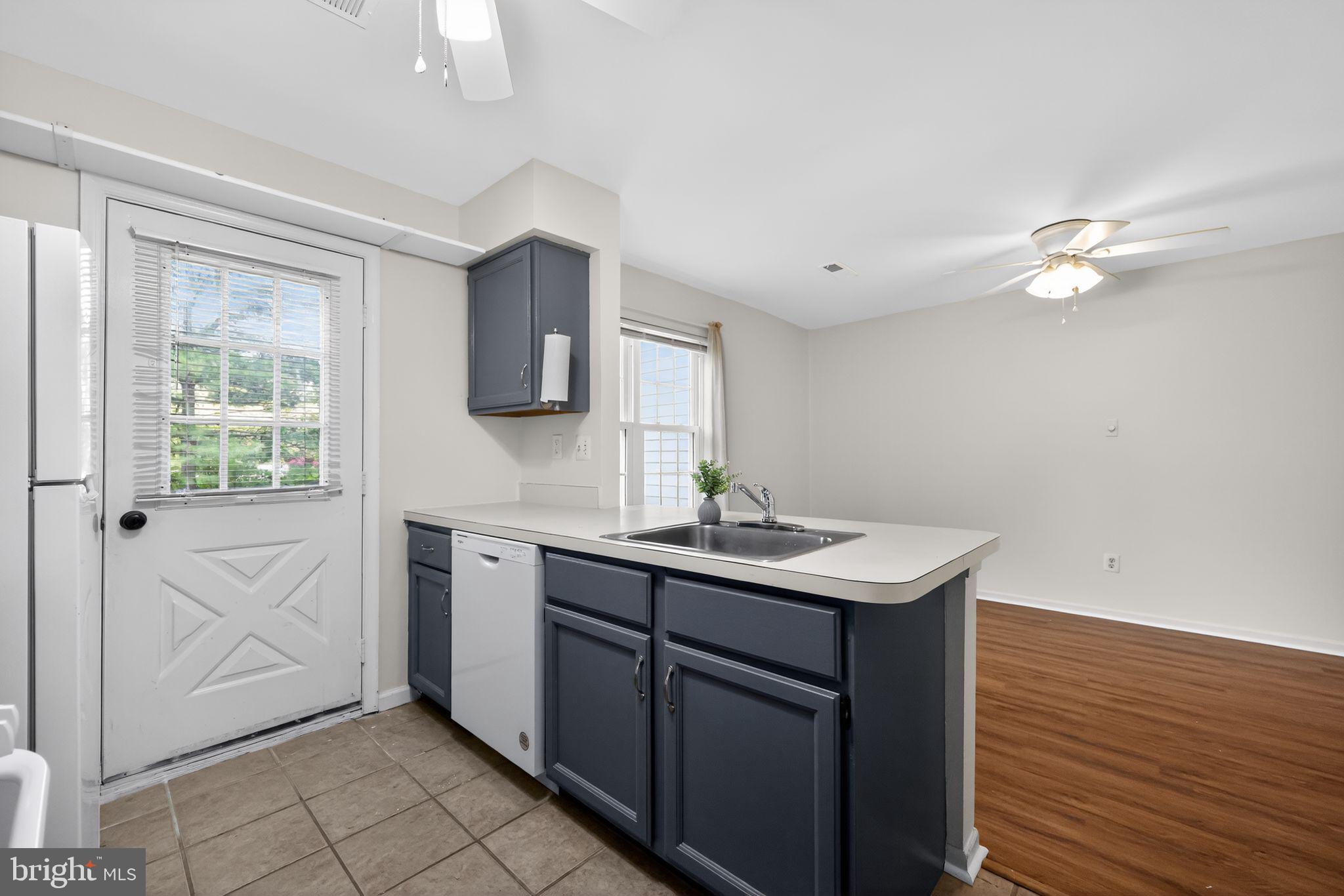 OXFORD CROSSING - Residential