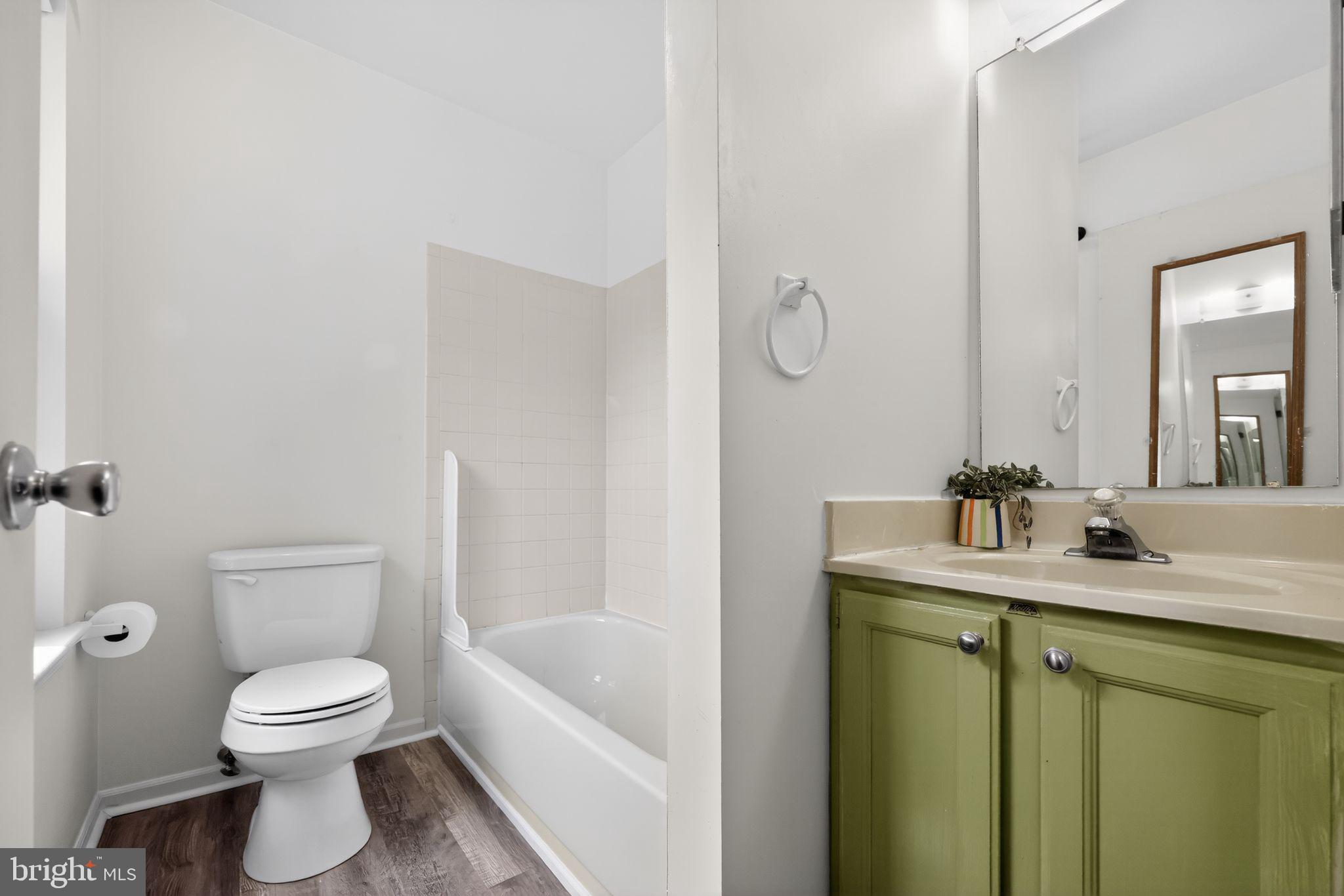 OXFORD CROSSING - Residential