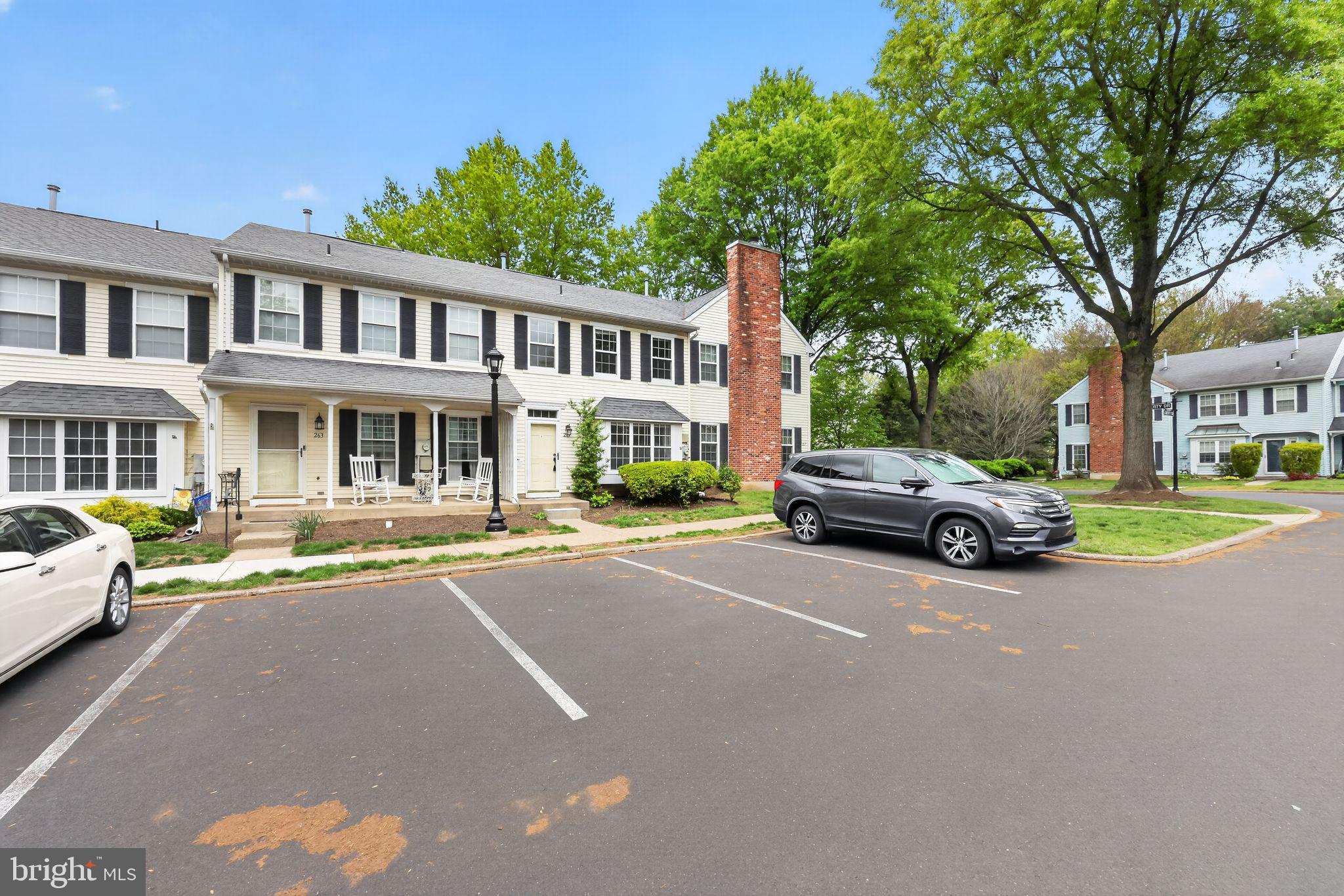 OXFORD CROSSING - Residential
