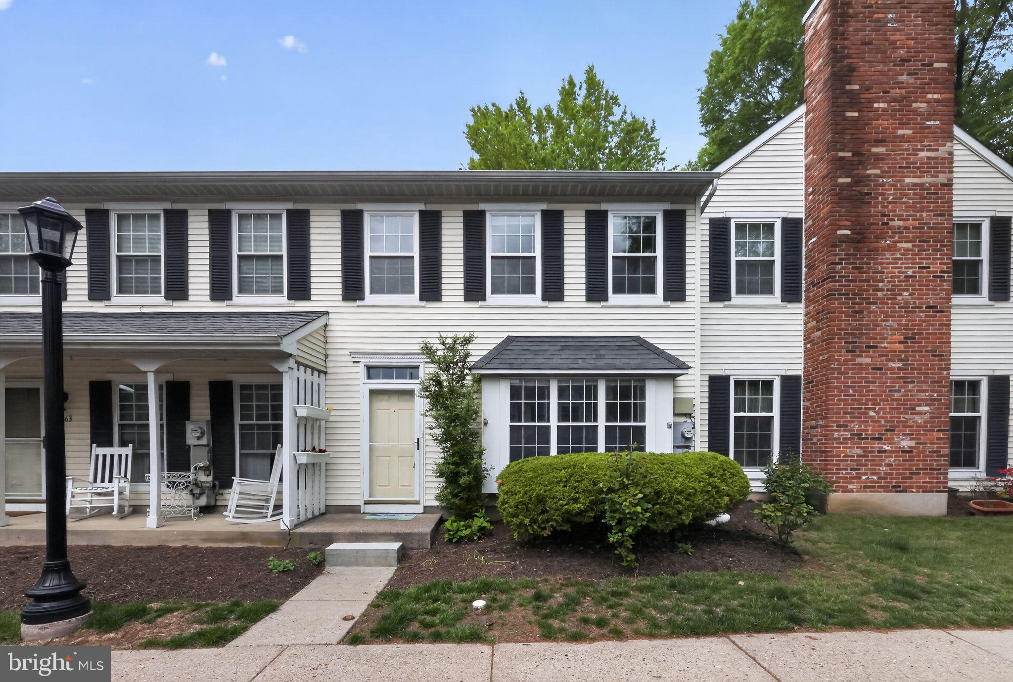 OXFORD CROSSING - Residential