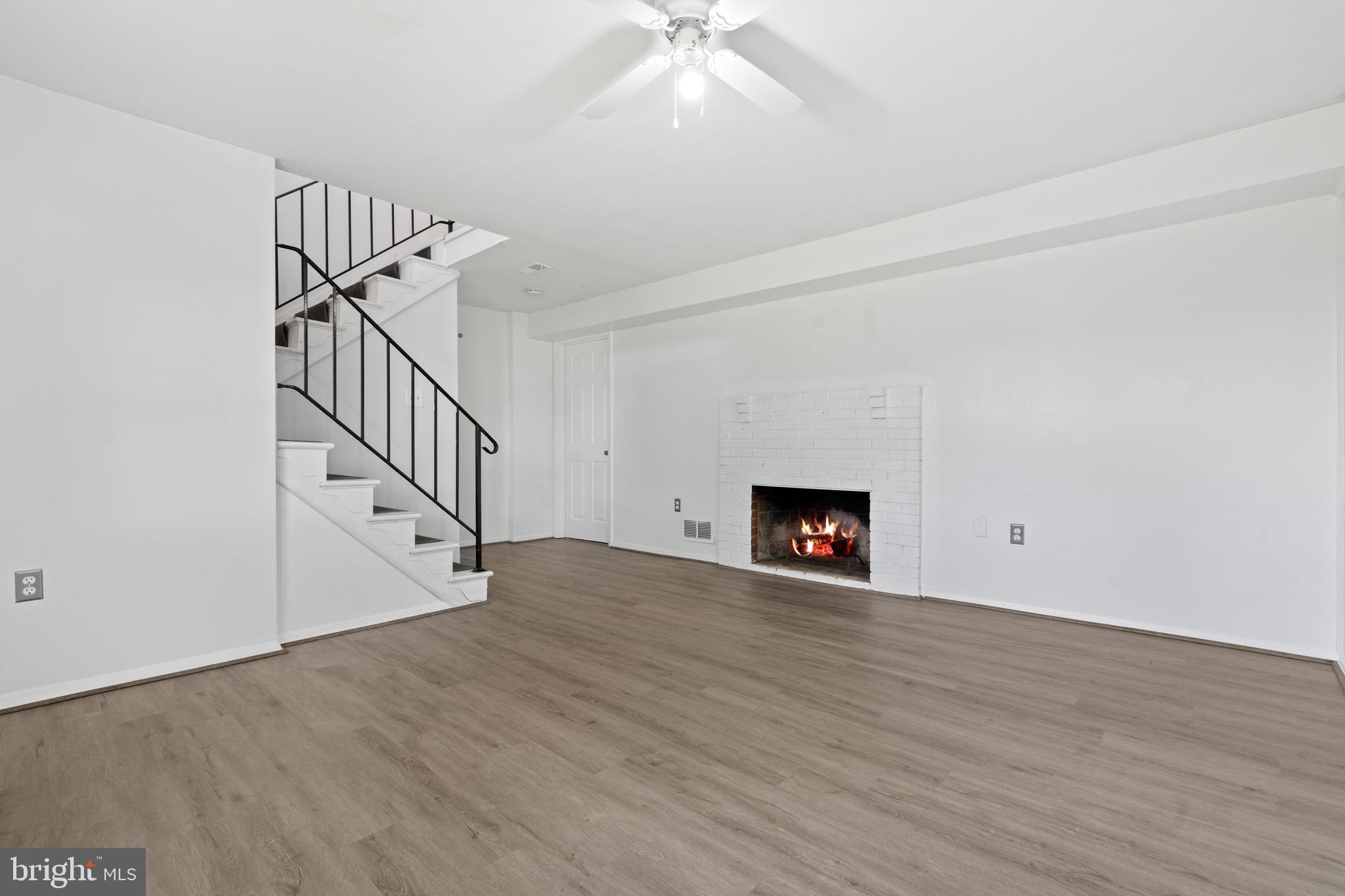 WILLIAMSTOWN - Residential