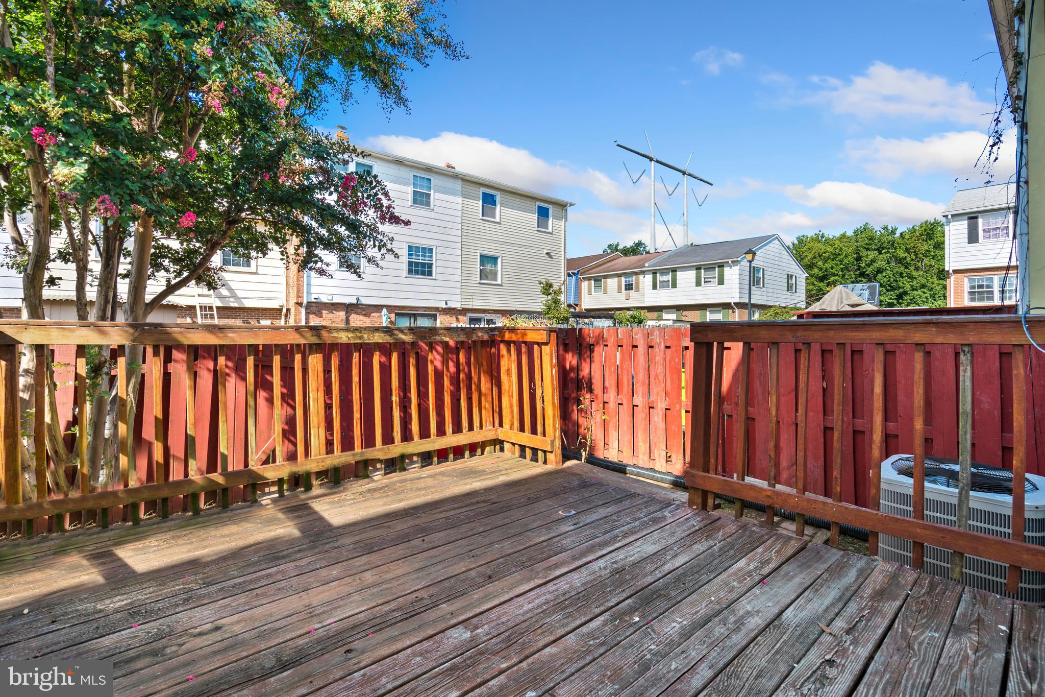 WILLIAMSTOWN - Residential