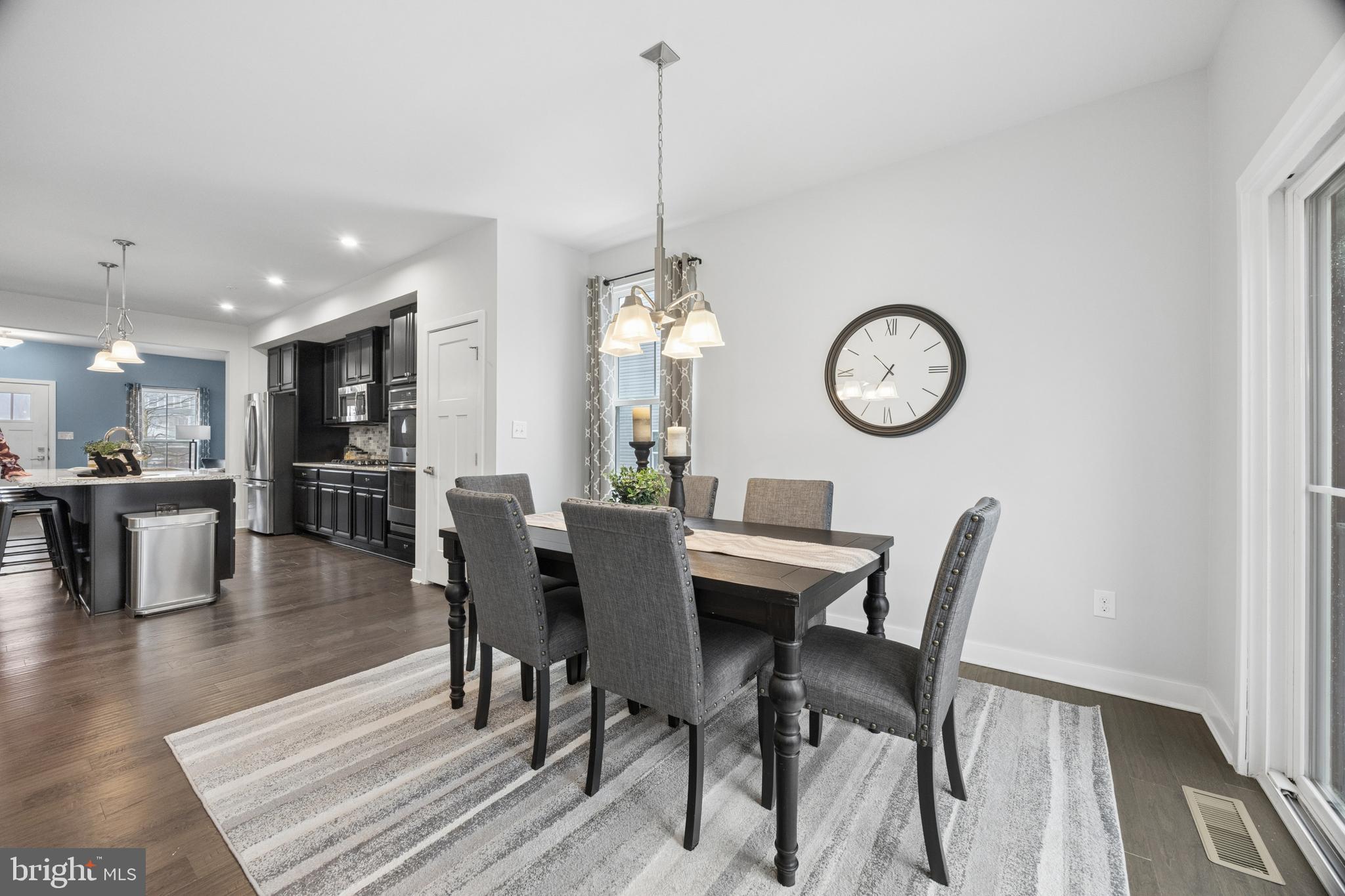 SINCLAIR SPRINGS - Residential