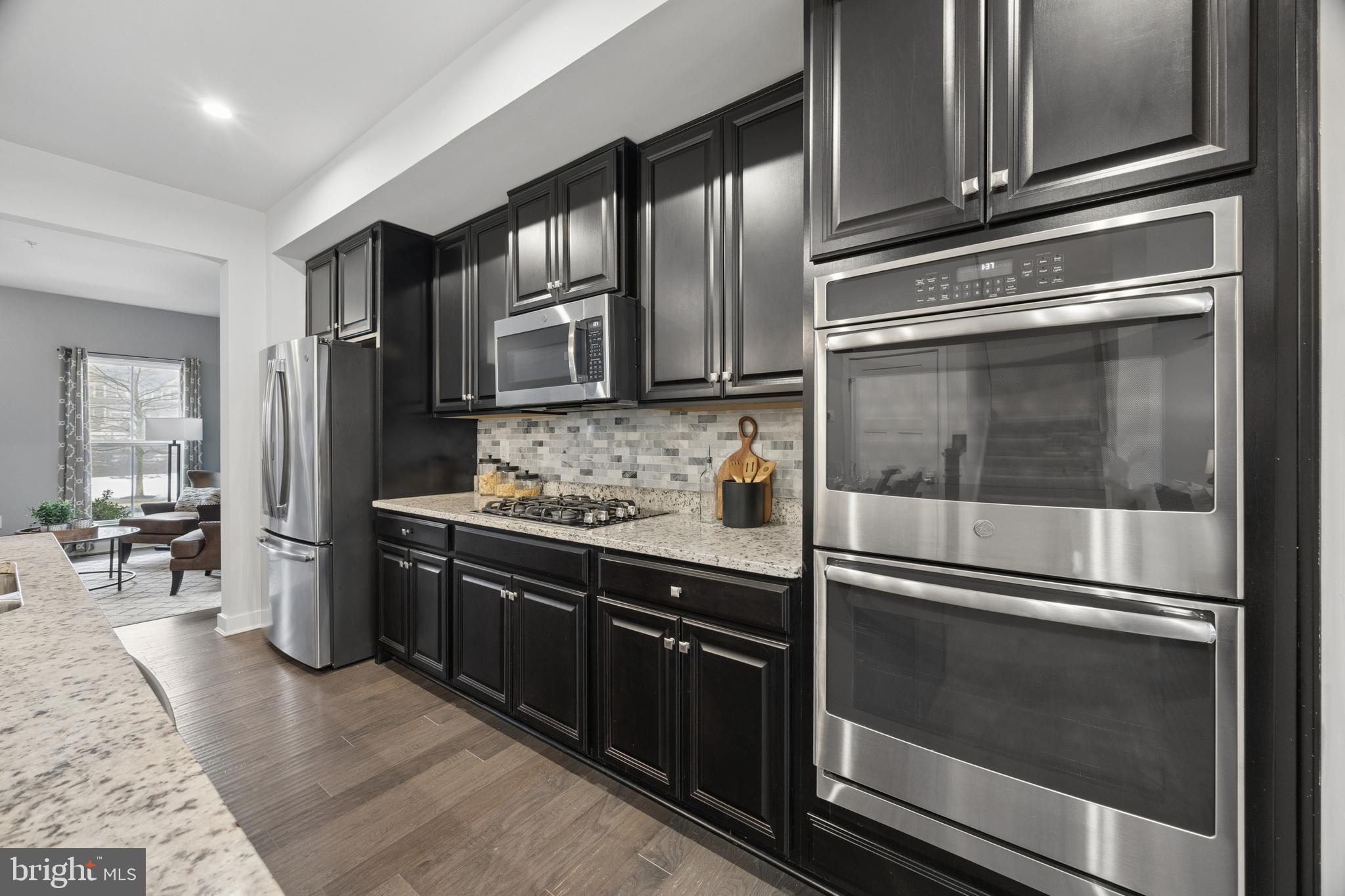 SINCLAIR SPRINGS - Residential