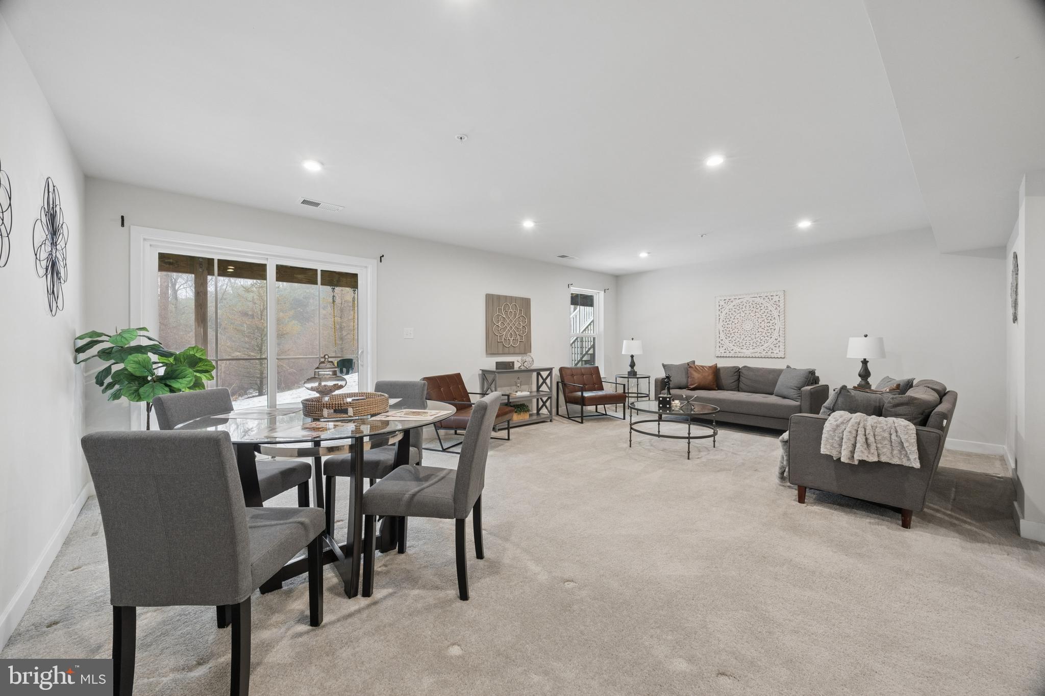 SINCLAIR SPRINGS - Residential