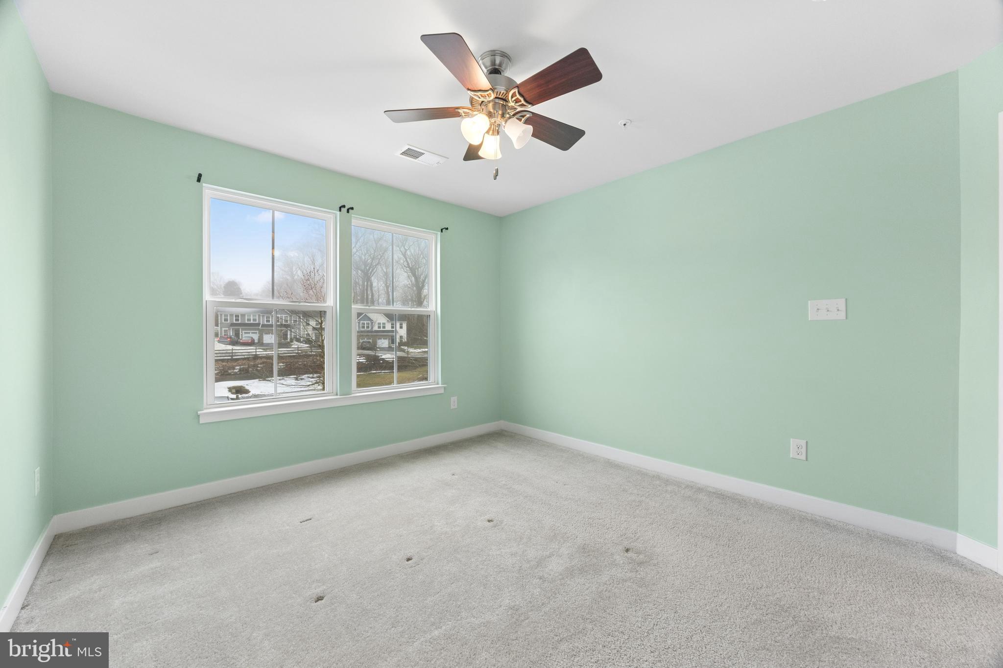 SINCLAIR SPRINGS - Residential