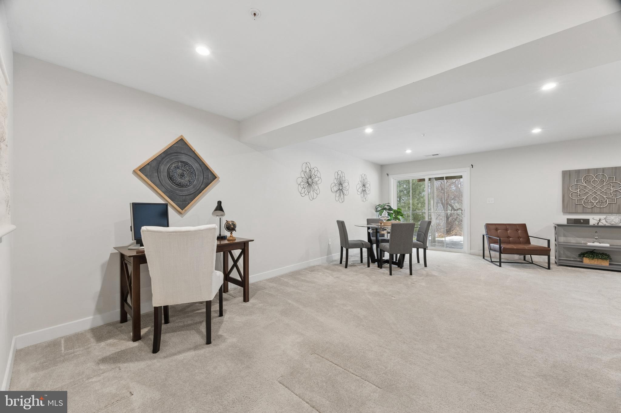 SINCLAIR SPRINGS - Residential