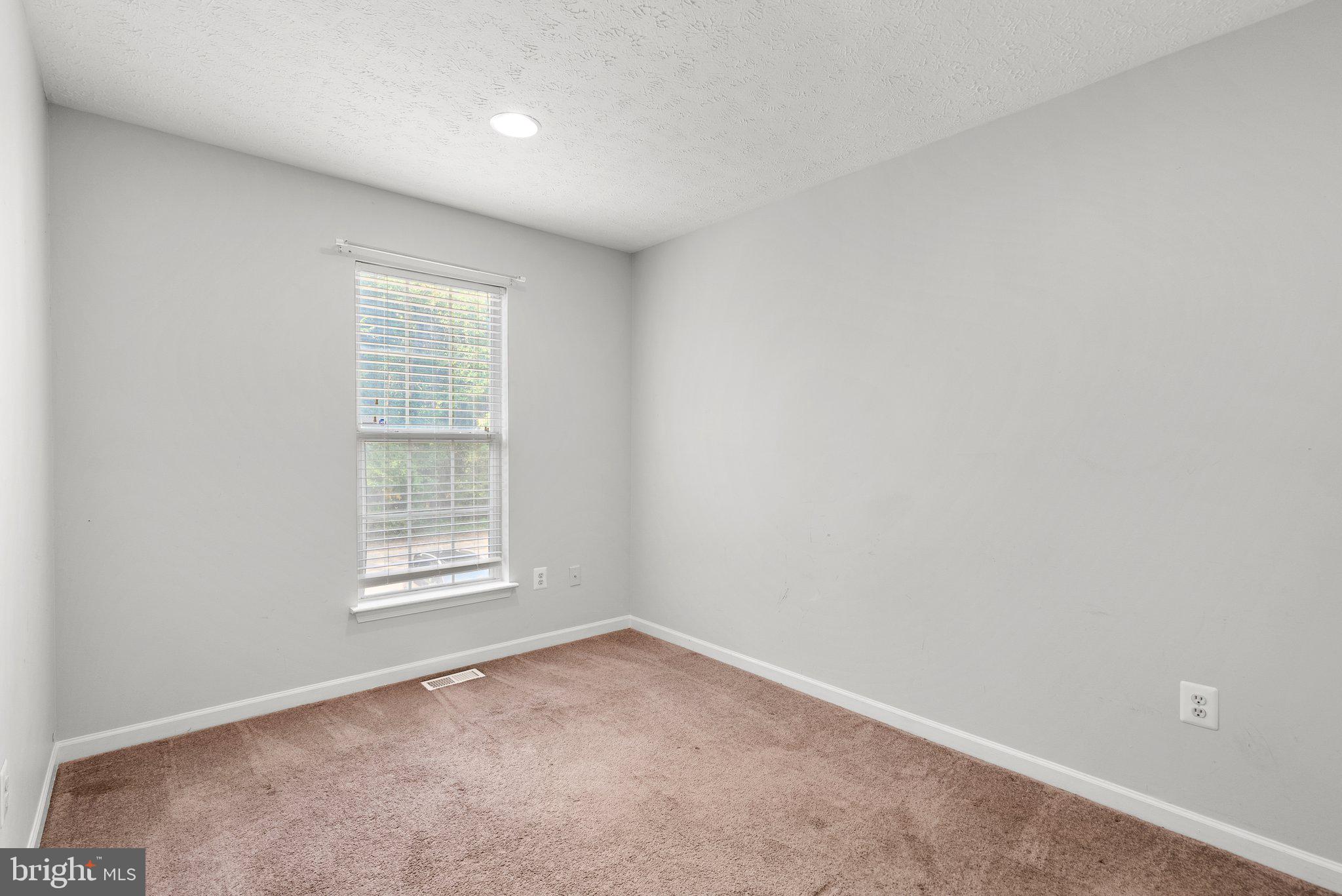 QUAIL RUN - Residential Lease