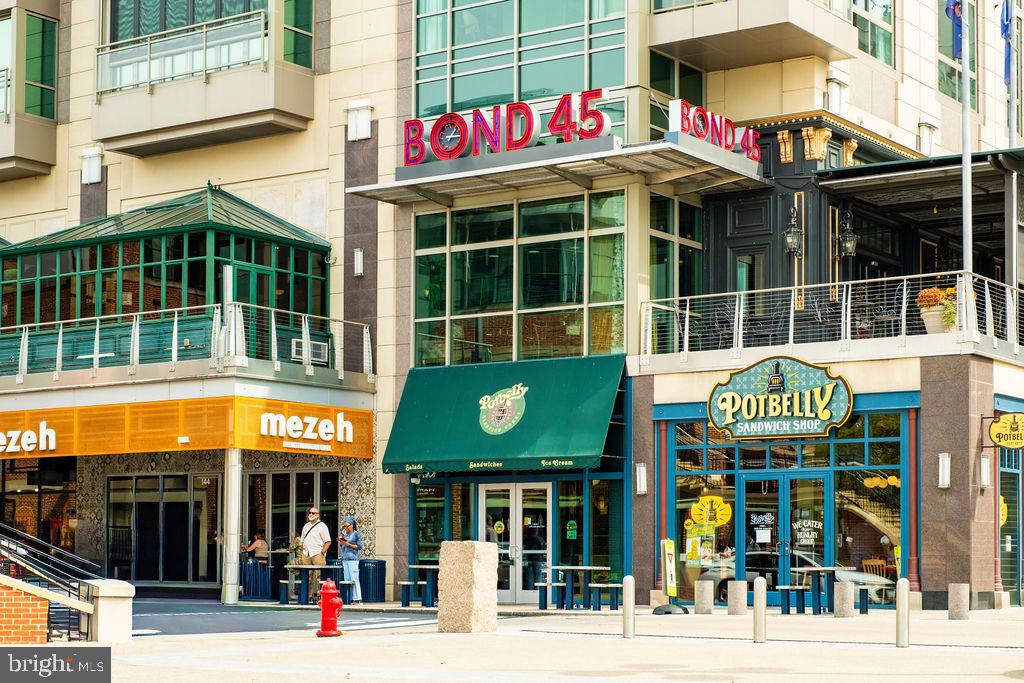 THE FLATS AT NATIONAL HARBOR - Residential