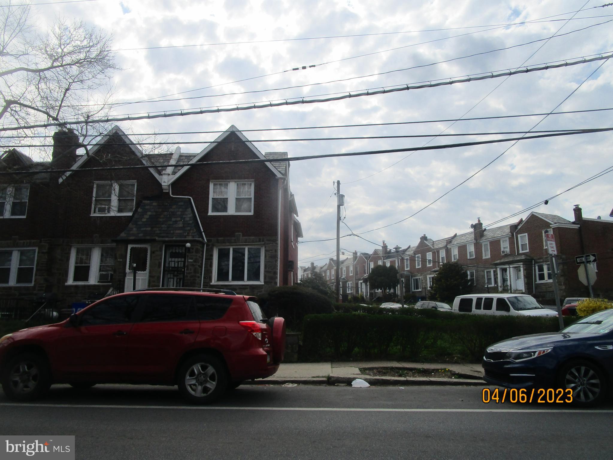 WEST OAK LANE - Residential