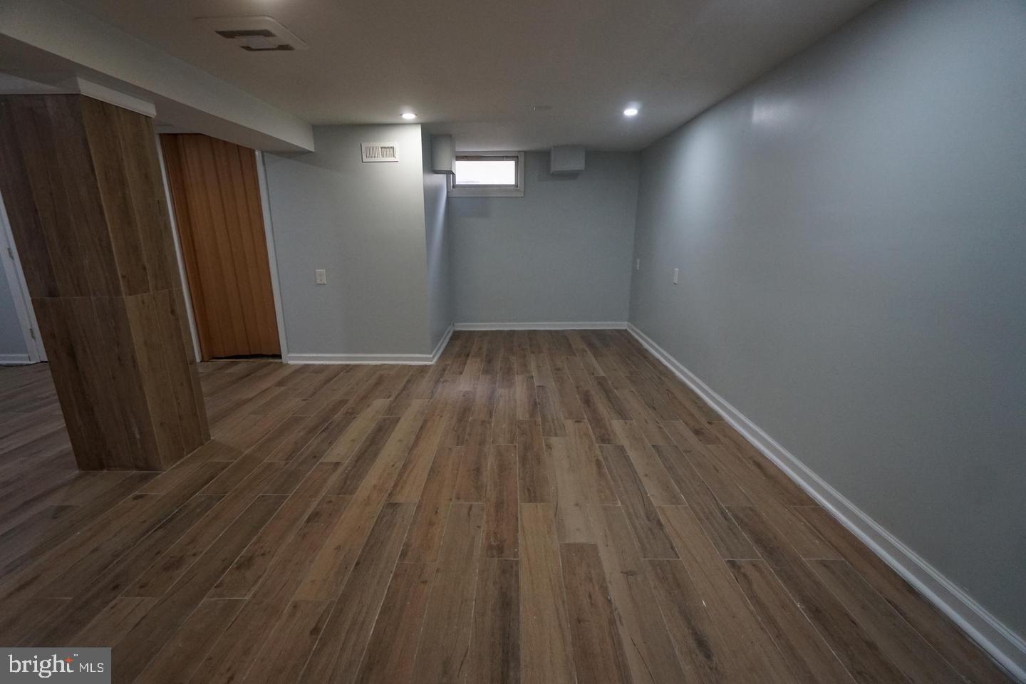 CROYDON MANOR - Residential