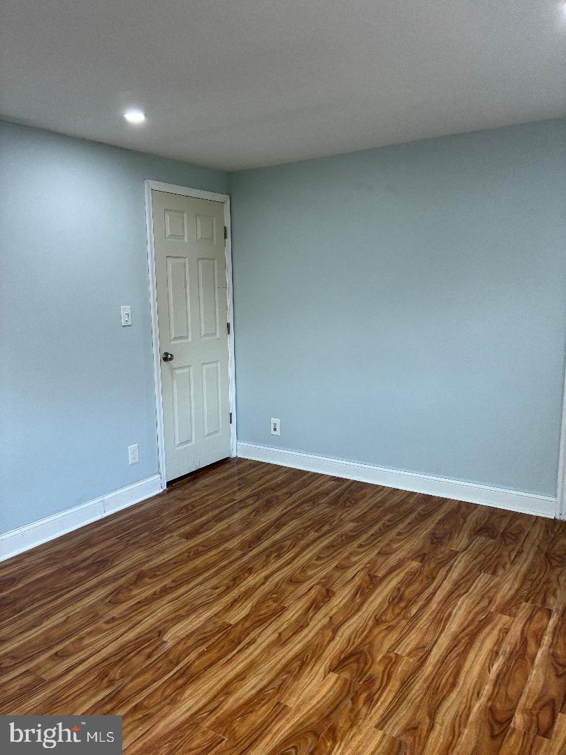 CROYDON MANOR - Residential