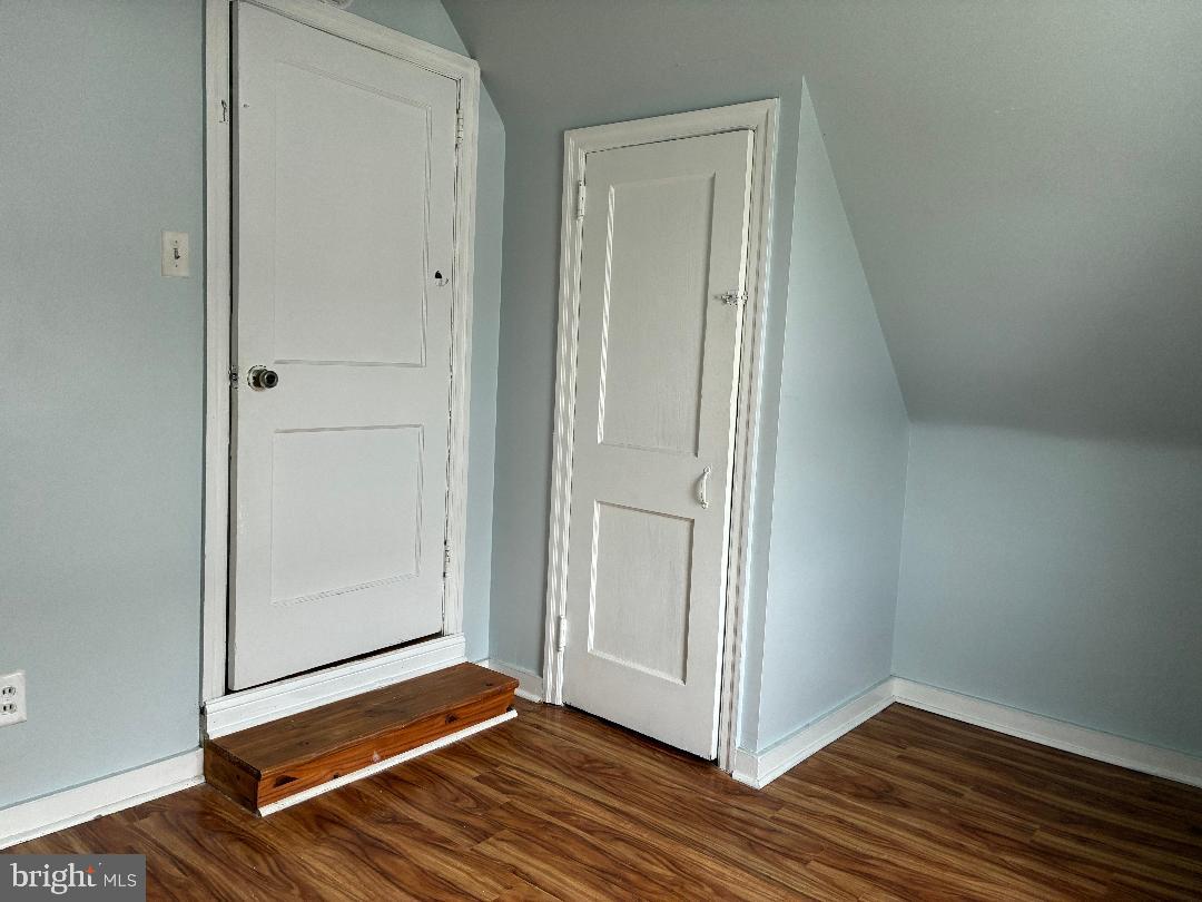 CROYDON MANOR - Residential