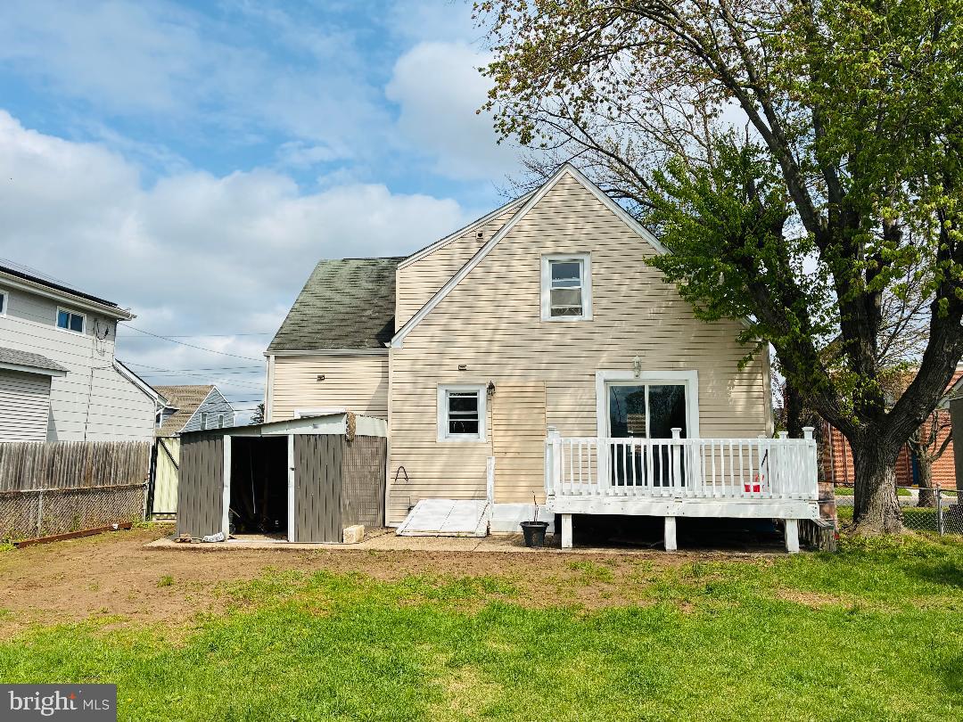 CROYDON MANOR - Residential