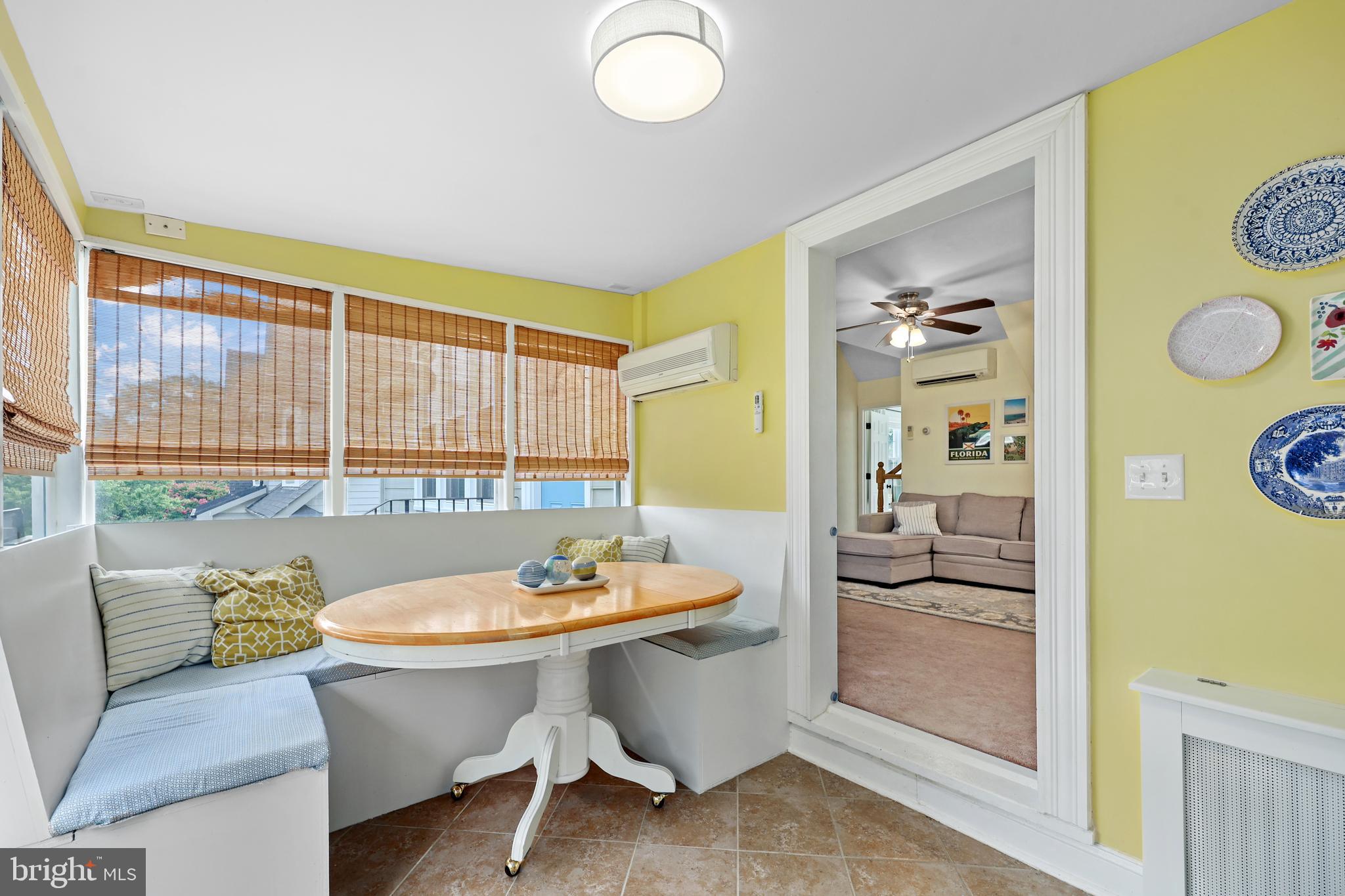 ADDISON HEIGHTS - Residential