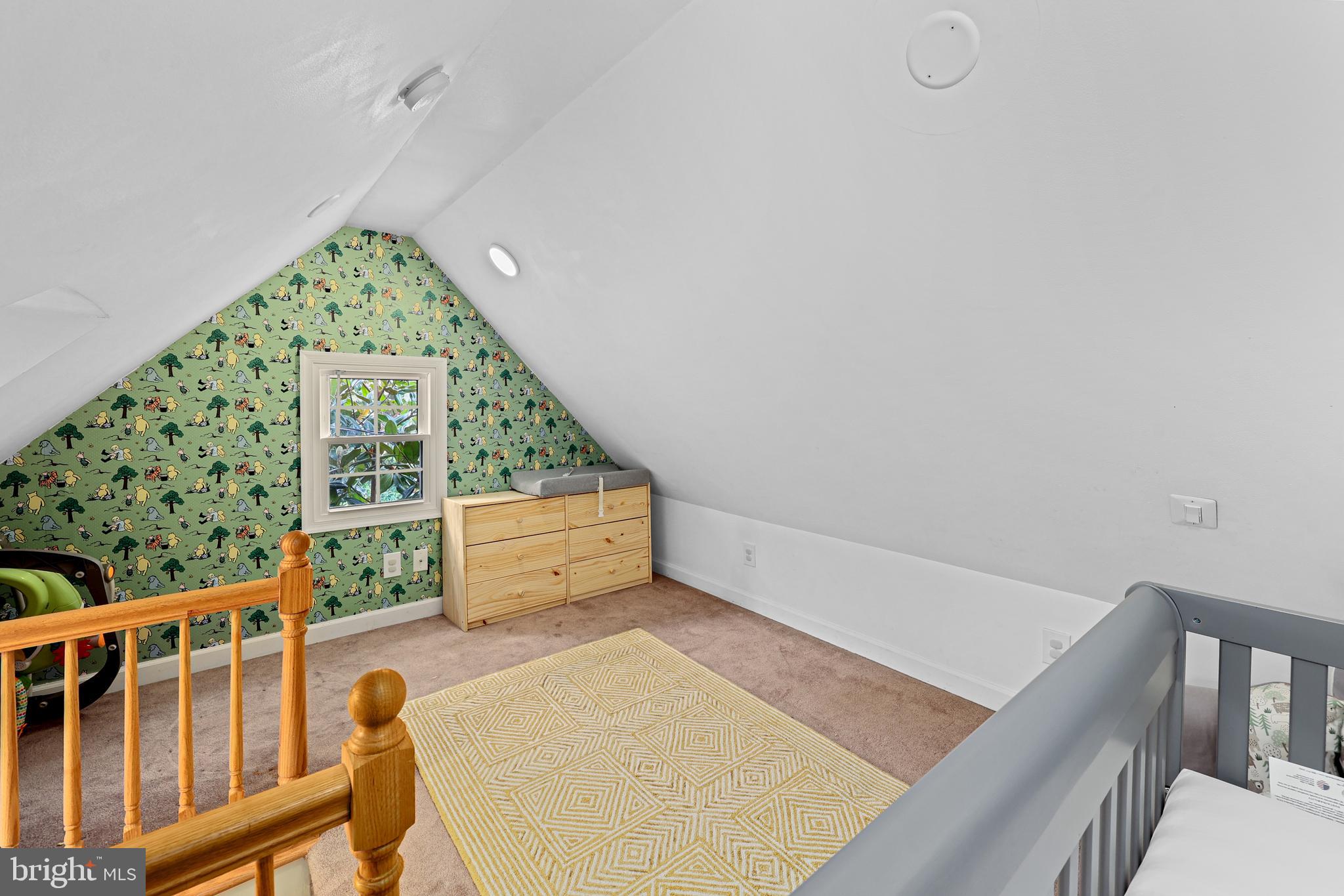 ADDISON HEIGHTS - Residential