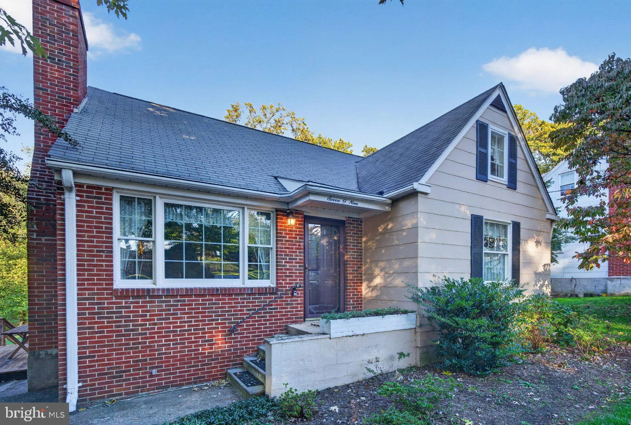 709 Academy Road